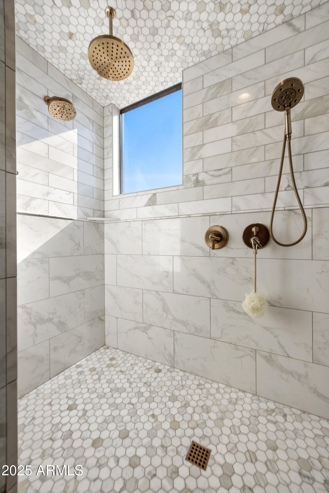 Sedona, Arizona, 86336, United States, 3 Bedrooms Bedrooms, ,4 BathroomsBathrooms,Residential,Active,1971787