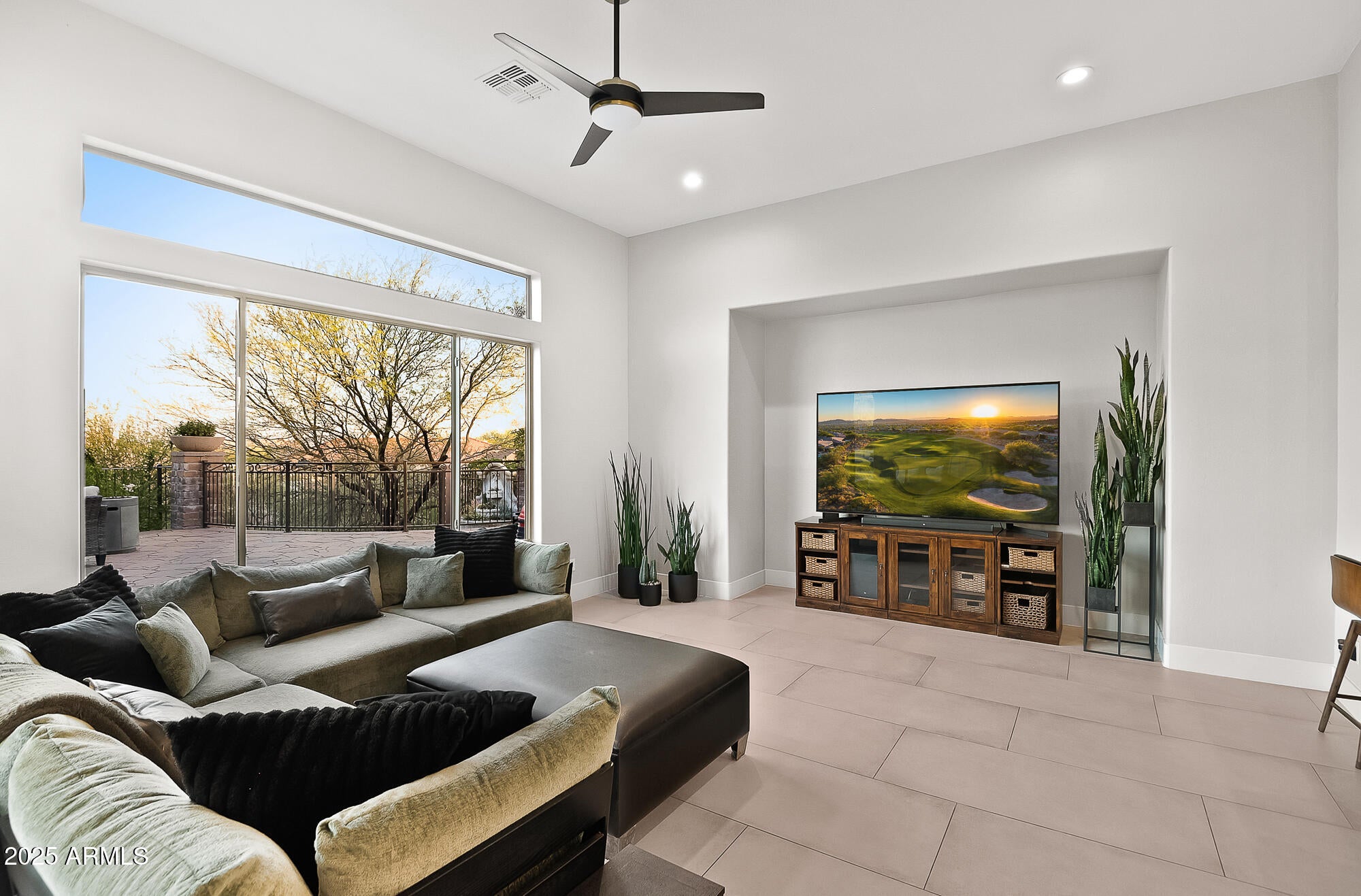 Anthem, Arizona, 85086, United States, 6 Bedrooms Bedrooms, ,5 BathroomsBathrooms,Residential,Active,1945242