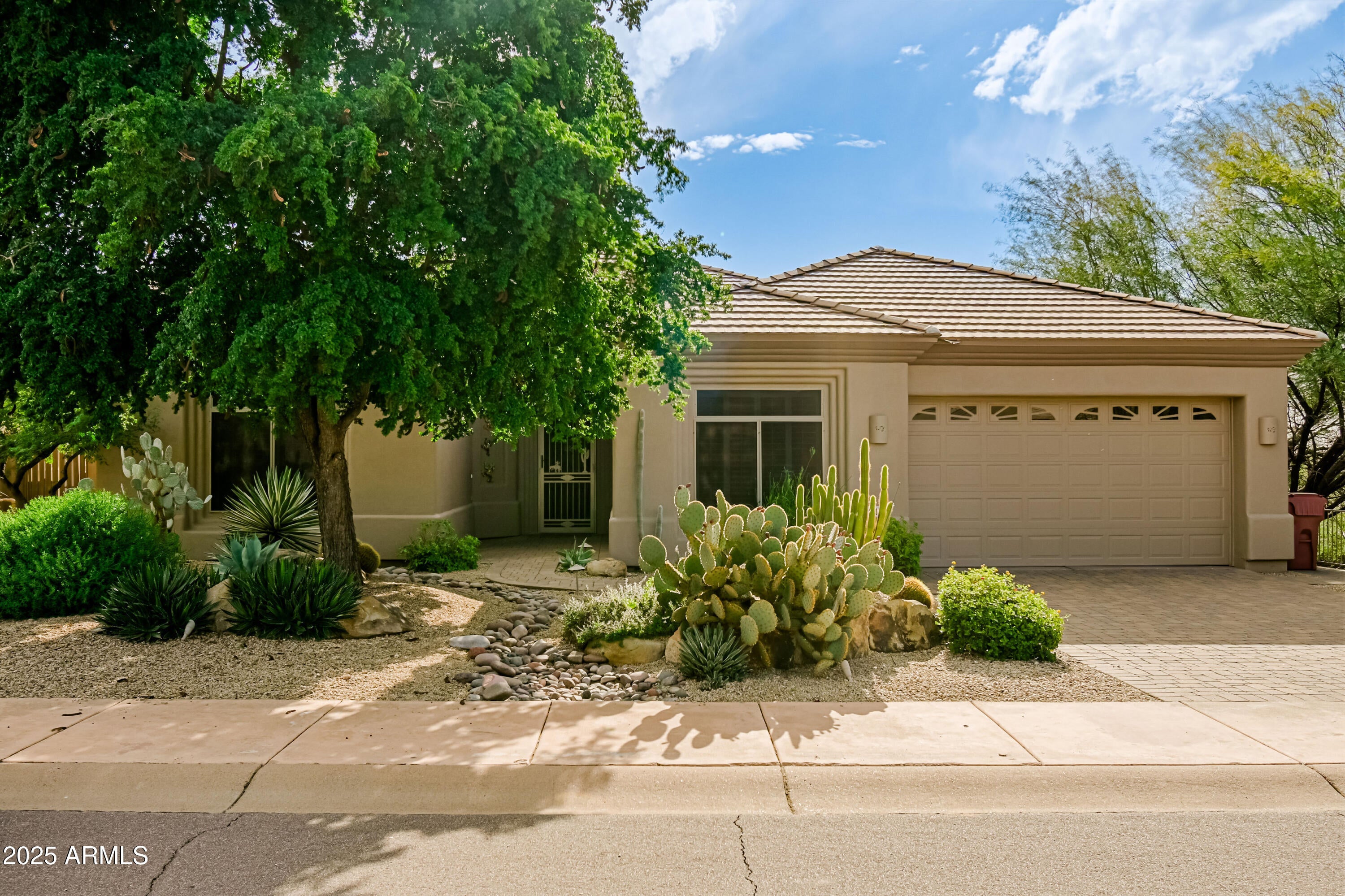 Scottsdale, Arizona, 85262, United States, 3 Bedrooms Bedrooms, ,3 BathroomsBathrooms,Residential,Contingent,2007078