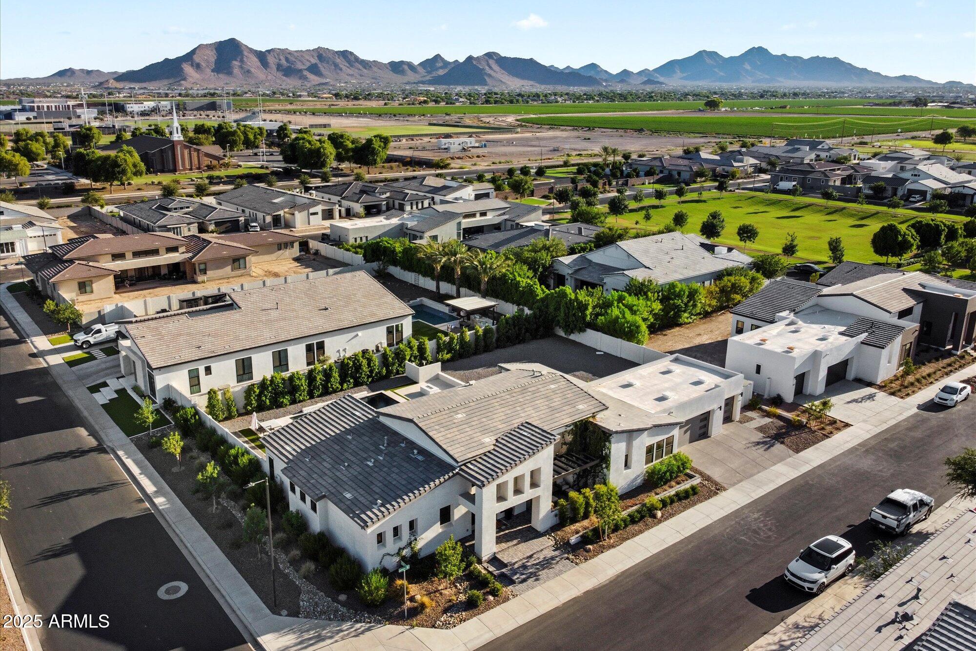 Queen Creek, Arizona, 85142, United States, 3 Bedrooms Bedrooms, ,4 BathroomsBathrooms,Residential,Active,1909837