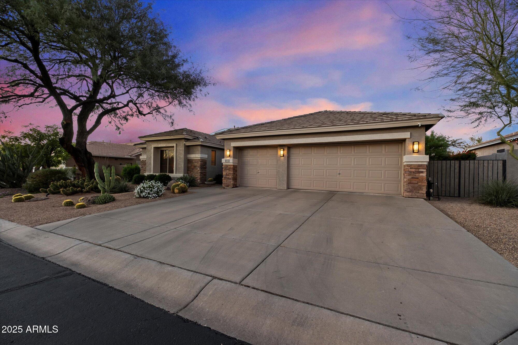 Cave Creek, Arizona, 85331, United States, 3 Bedrooms Bedrooms, ,3 BathroomsBathrooms,Residential,Active,2007082
