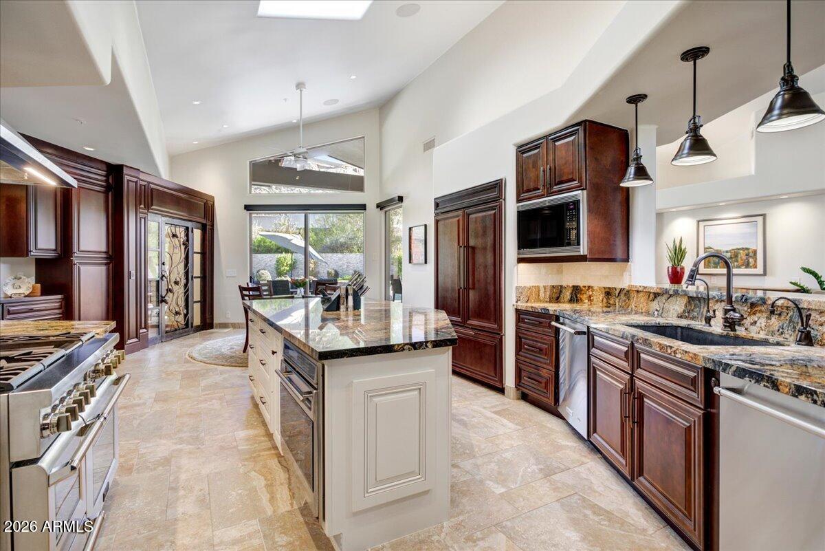 Scottsdale, Arizona, 85262, United States, 3 Bedrooms Bedrooms, ,4 BathroomsBathrooms,Residential,Active,2007183