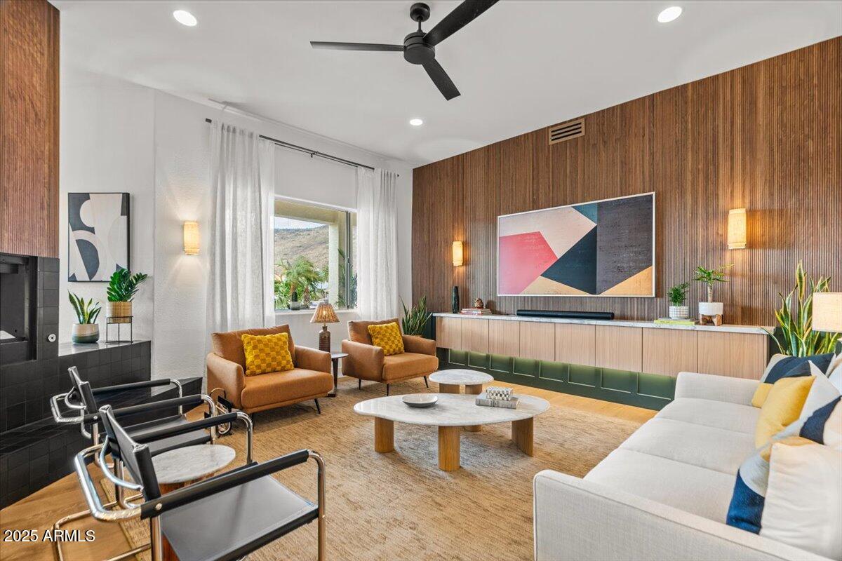 Glendale, Arizona, 85308, United States, 5 Bedrooms Bedrooms, ,4 BathroomsBathrooms,Residential,Active,1964279