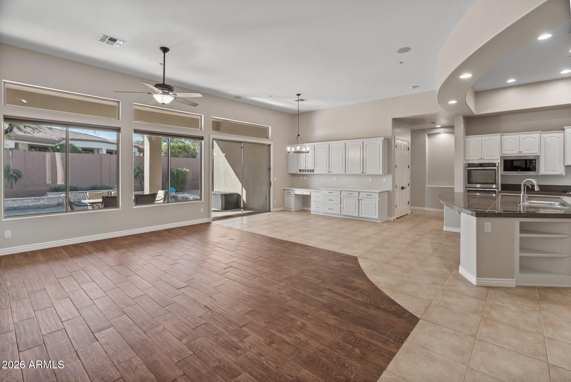 Anthem, Arizona, 85086, United States, 4 Bedrooms Bedrooms, ,5 BathroomsBathrooms,Residential,Active,2014594