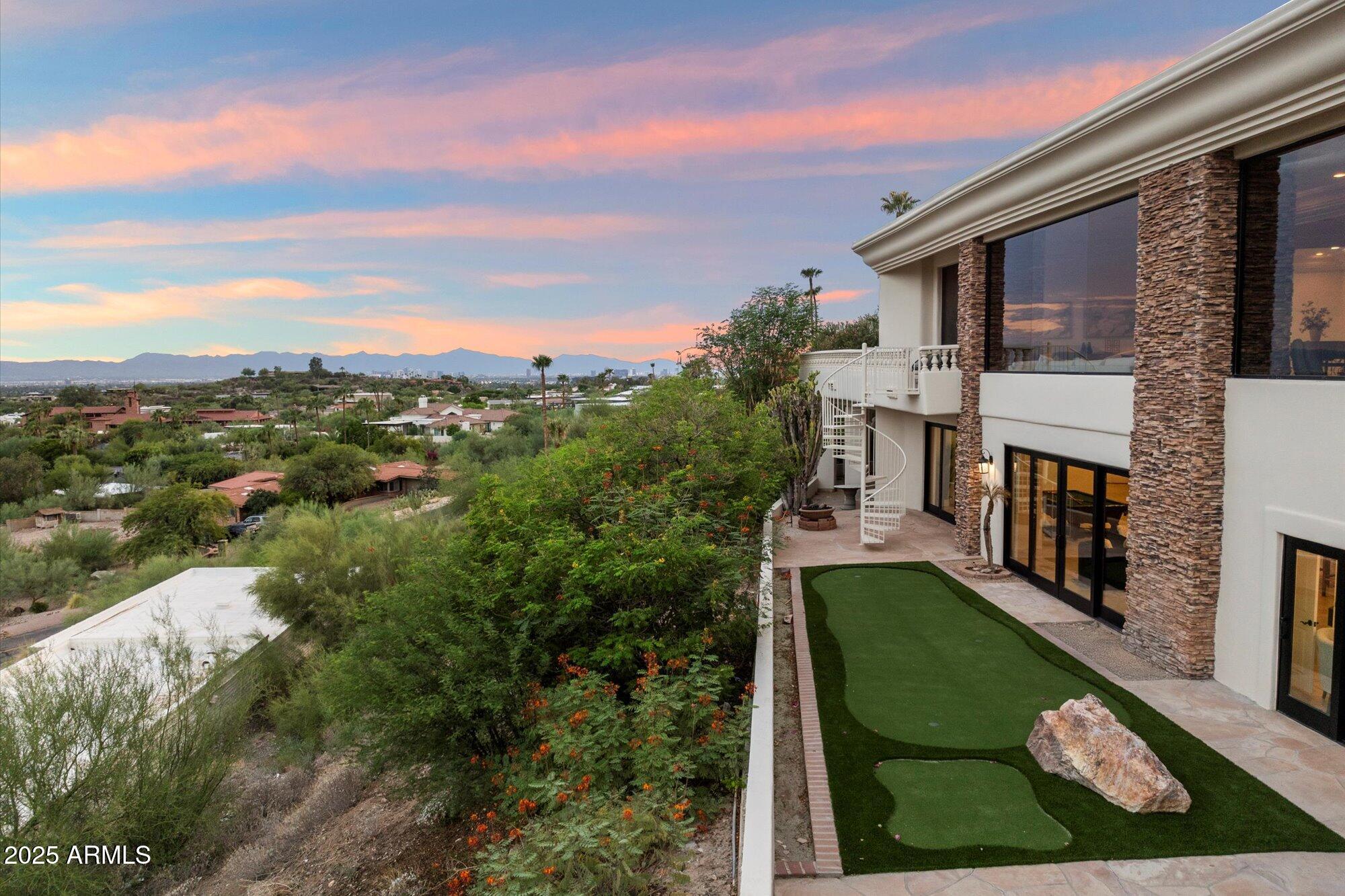 Paradise Valley, Arizona, 85253, United States, 6 Bedrooms Bedrooms, ,7 BathroomsBathrooms,Residential,Active,1946519