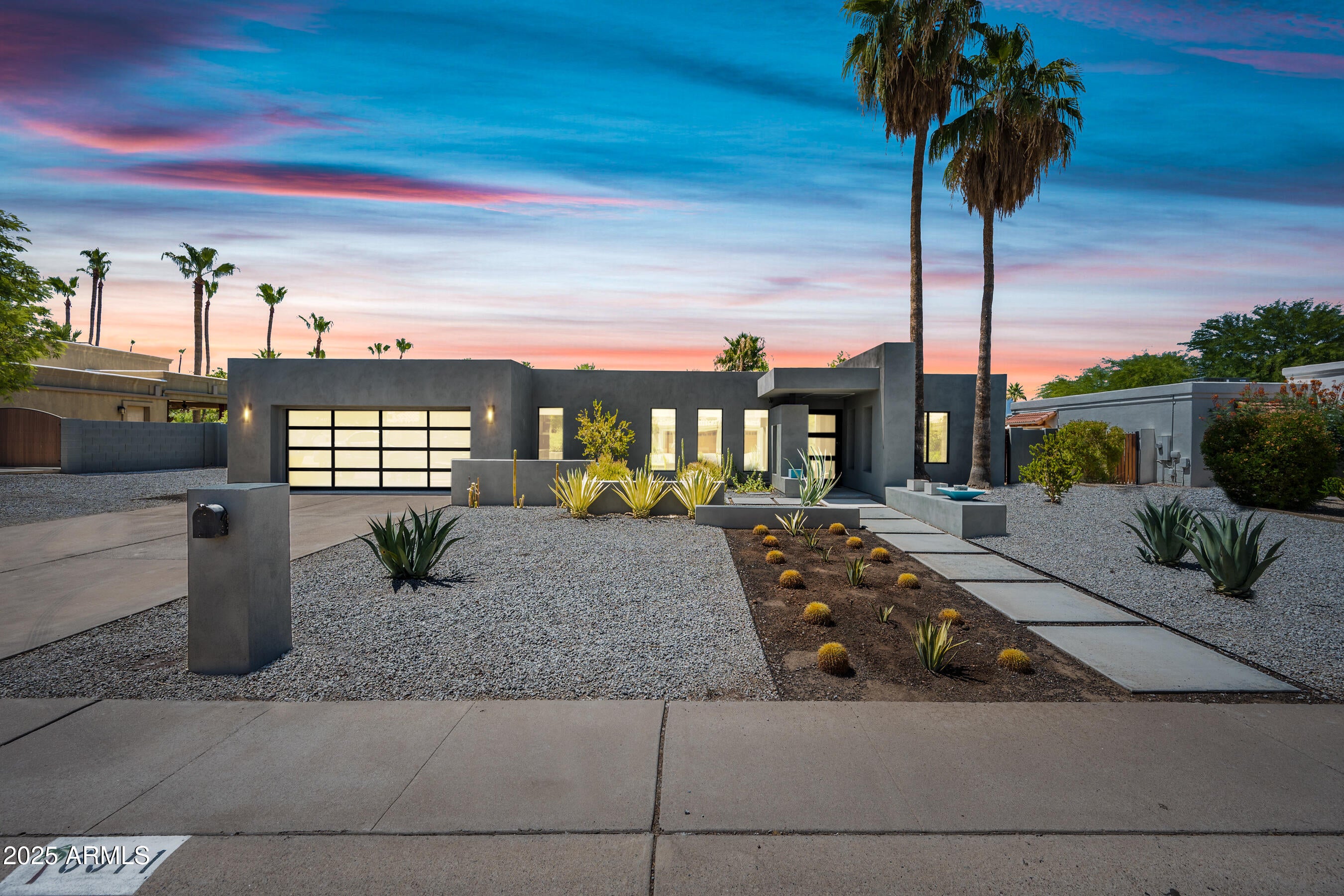Scottsdale, Arizona, 85254, United States, 4 Bedrooms Bedrooms, ,2 BathroomsBathrooms,Residential,Active,1894530