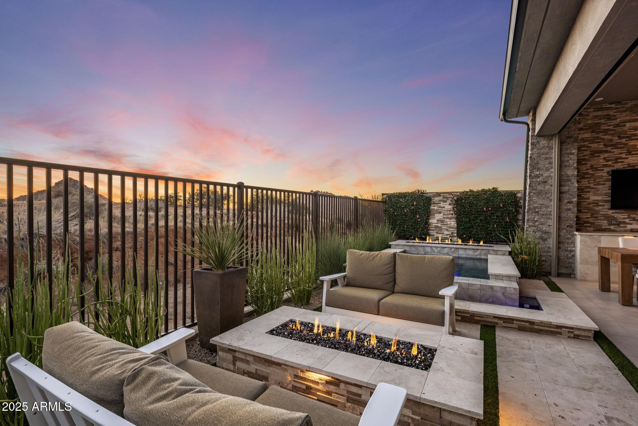 Scottsdale, Arizona, 85255, United States, 2 Bedrooms Bedrooms, ,3 BathroomsBathrooms,Residential,Active,1952594