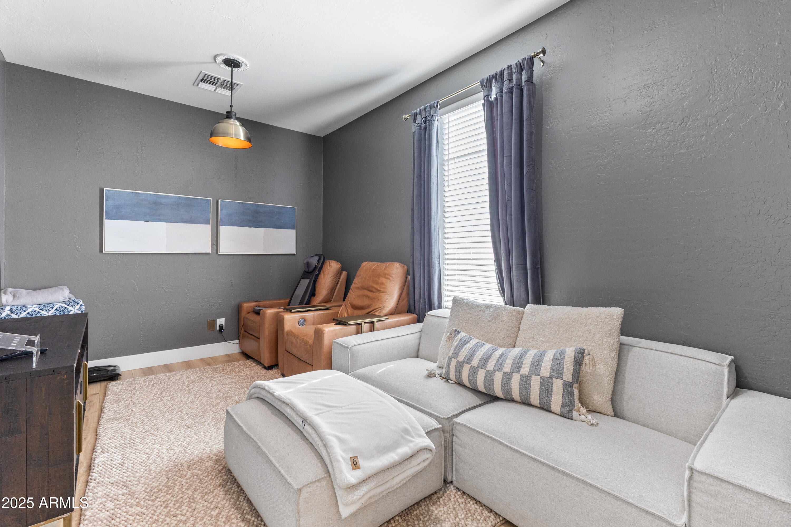 Scottsdale, Arizona, 85255, United States, 5 Bedrooms Bedrooms, ,3 BathroomsBathrooms,Residential,Active,1946529