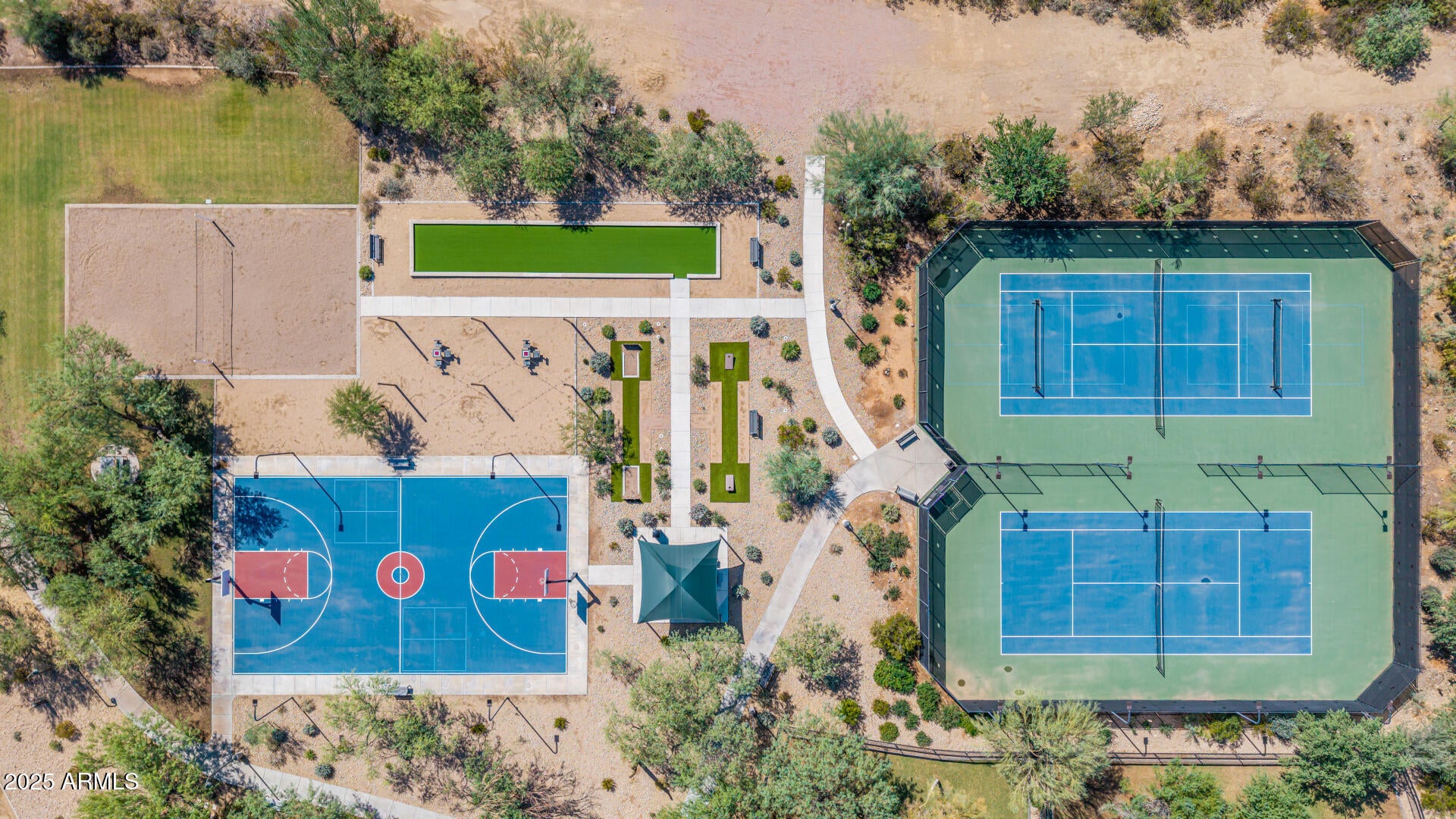 Phoenix, Arizona, 85085, United States, 5 Bedrooms Bedrooms, ,4 BathroomsBathrooms,Residential,Active,1959961