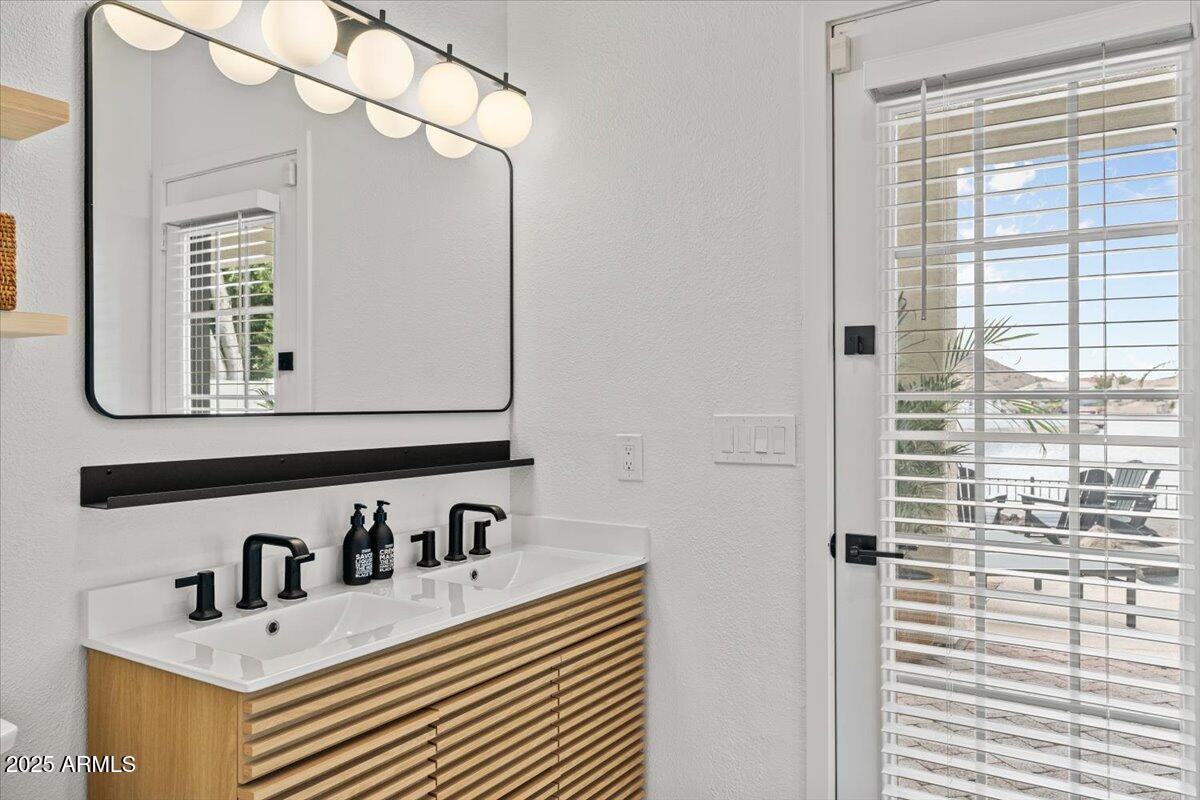 Glendale, Arizona, 85308, United States, 5 Bedrooms Bedrooms, ,4 BathroomsBathrooms,Residential,Active,1964279