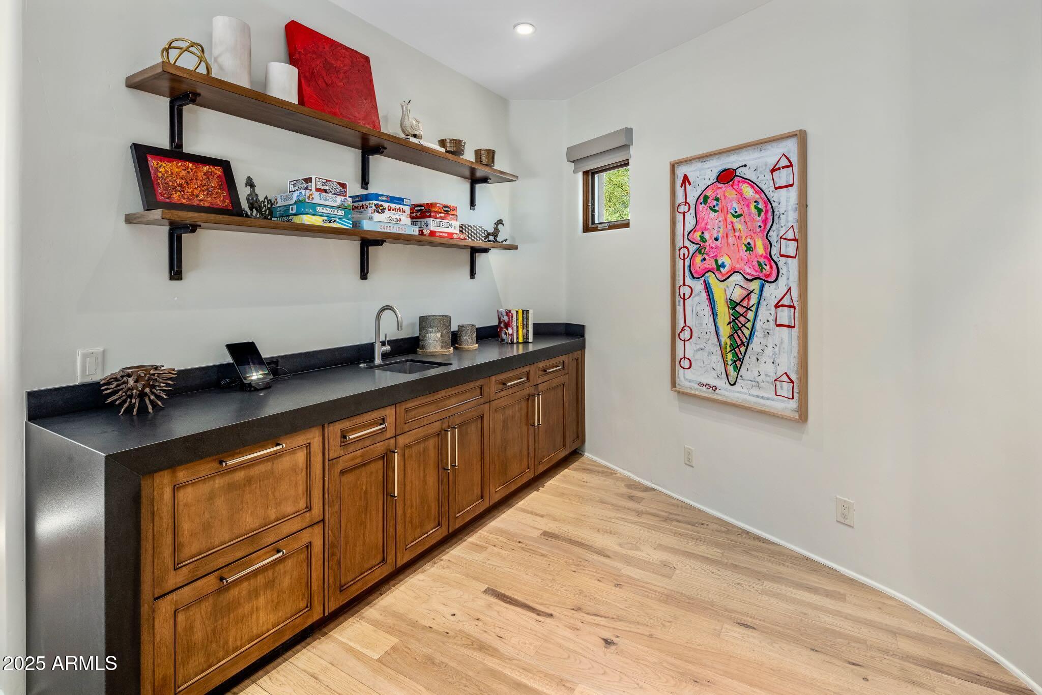 Scottsdale, Arizona, 85255, United States, 5 Bedrooms Bedrooms, ,6 BathroomsBathrooms,Residential,Active,1929782