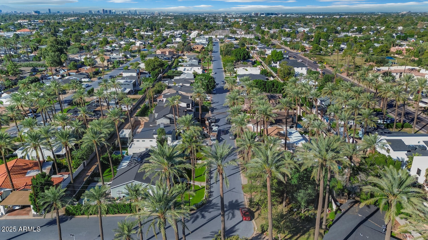 Phoenix, Arizona, 85018, United States, 4 Bedrooms Bedrooms, ,3 BathroomsBathrooms,Residential,Active,1990035