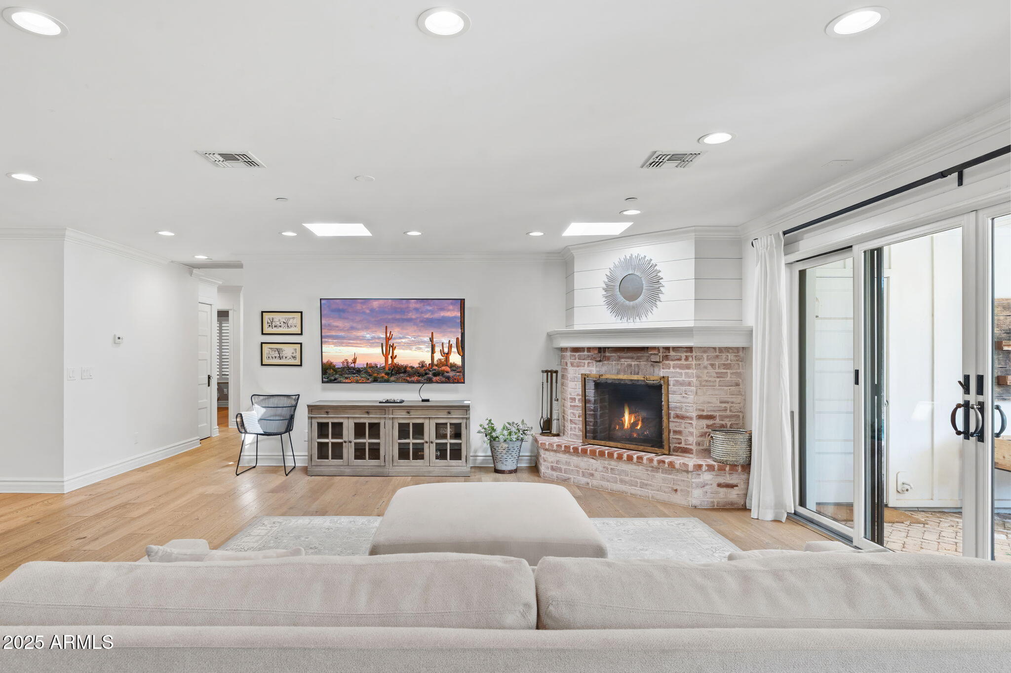 Scottsdale, Arizona, 85258, United States, 5 Bedrooms Bedrooms, ,4 BathroomsBathrooms,Residential,Active,1964508