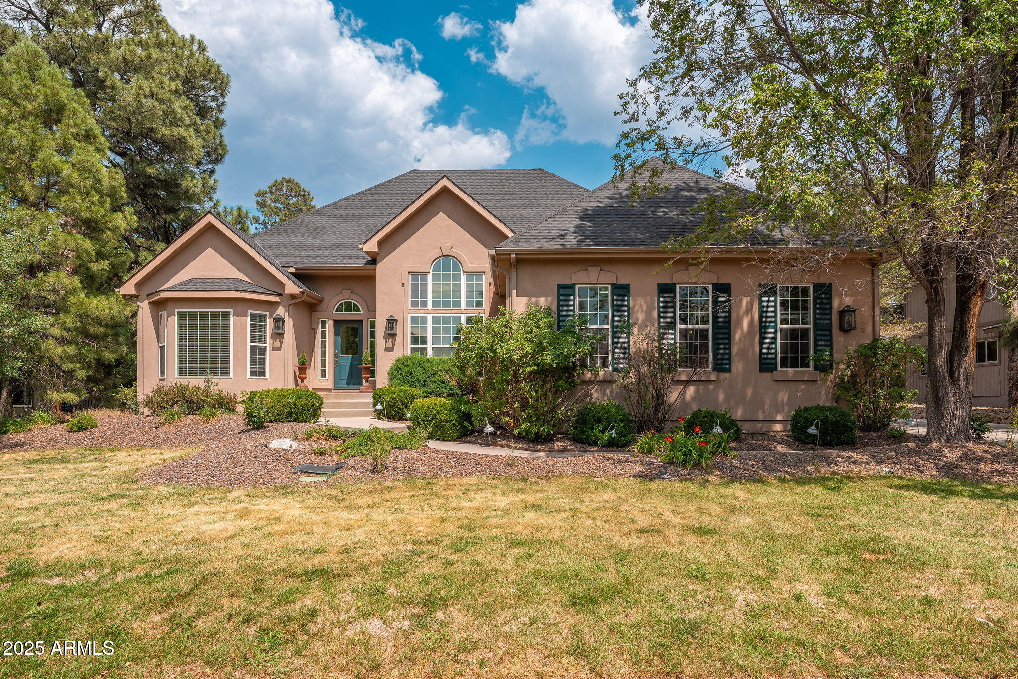 Flagstaff, Arizona, 86004, United States, 5 Bedrooms Bedrooms, ,4 BathroomsBathrooms,Residential,Active,1894165