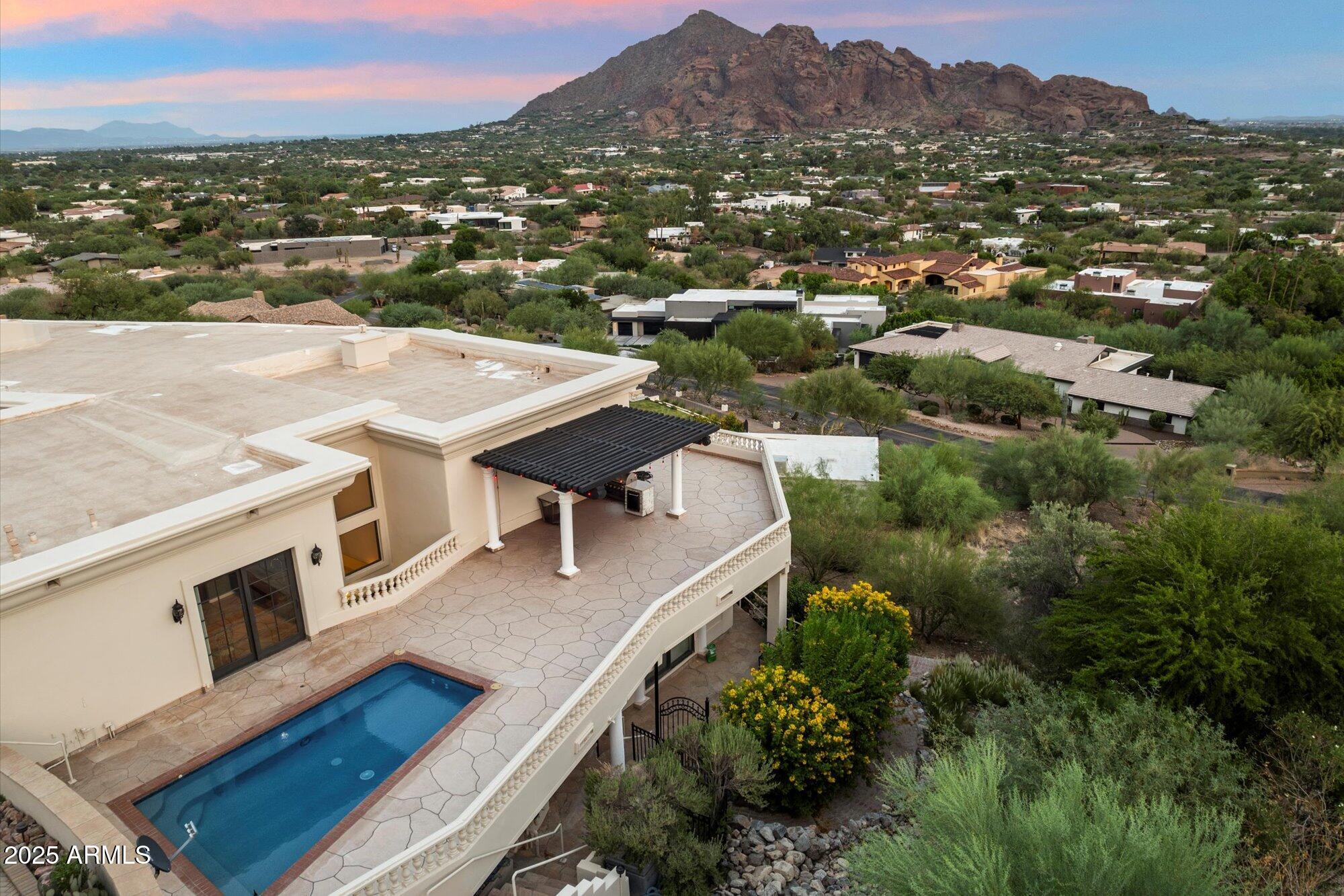 Paradise Valley, Arizona, 85253, United States, 6 Bedrooms Bedrooms, ,7 BathroomsBathrooms,Residential,Active,1946519