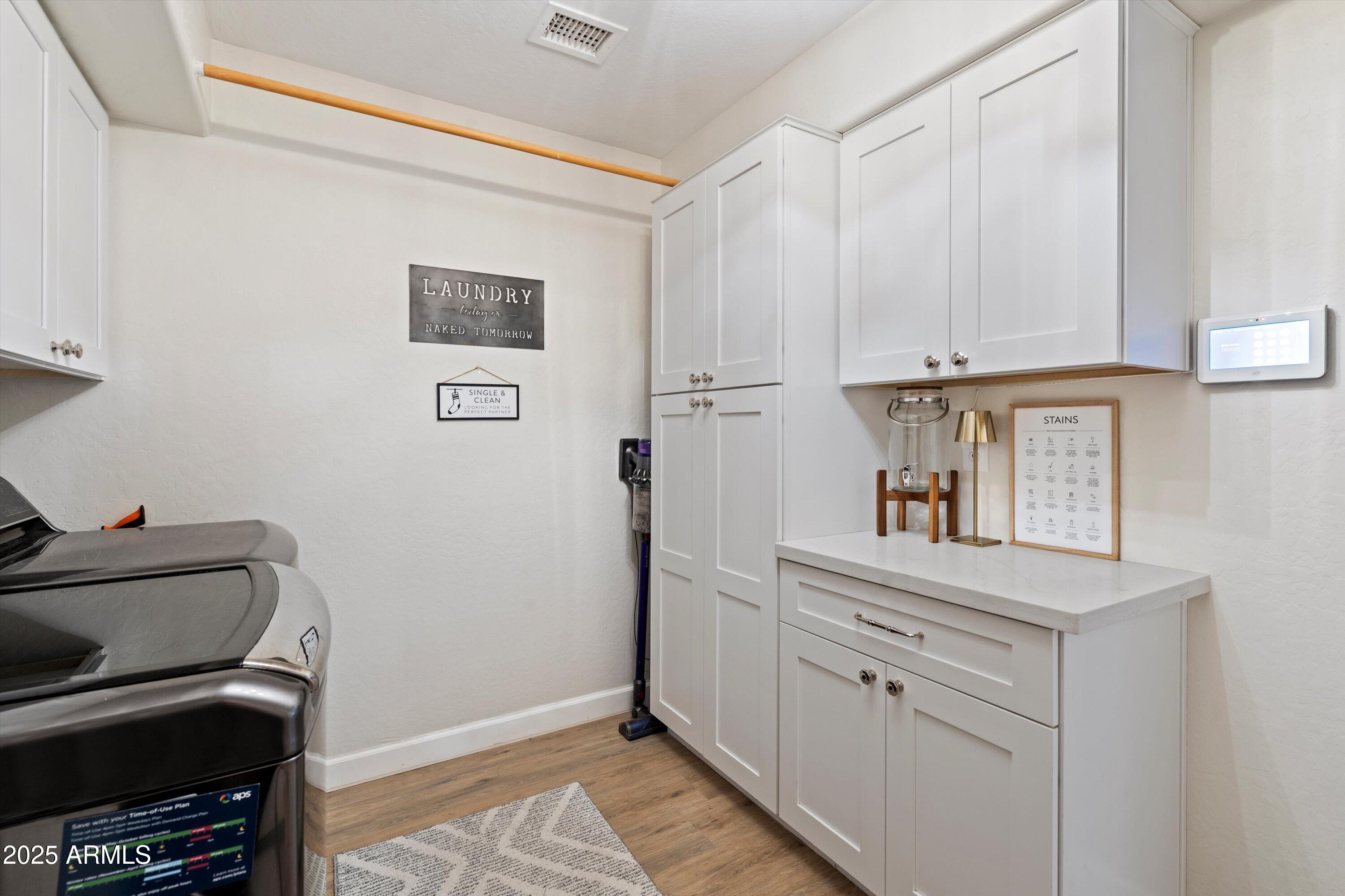 Scottsdale, Arizona, 85255, United States, 5 Bedrooms Bedrooms, ,4 BathroomsBathrooms,Residential,Active,2006890