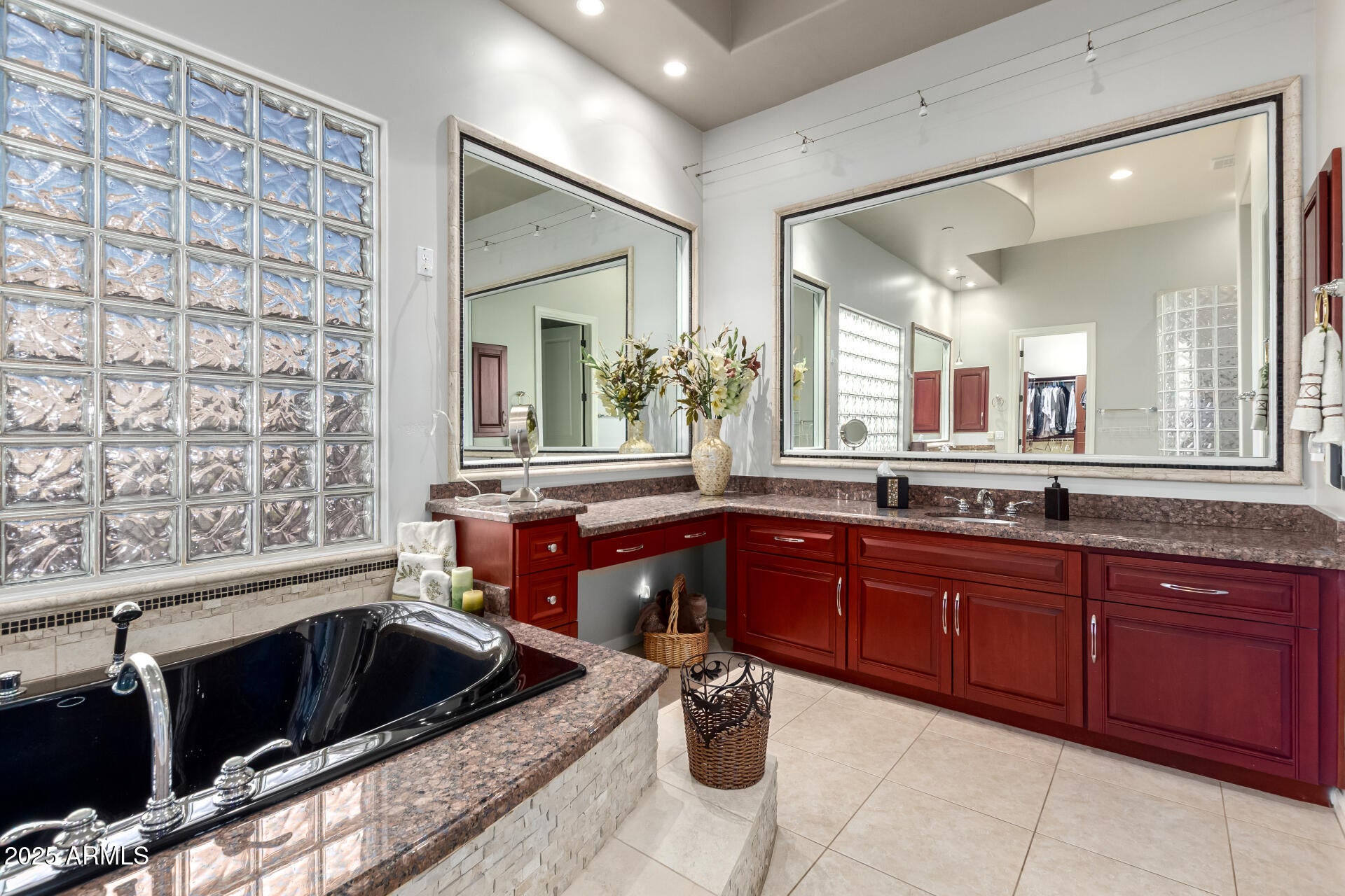 Mesa, Arizona, 85207, United States, 4 Bedrooms Bedrooms, ,4 BathroomsBathrooms,Residential,Active,2007193