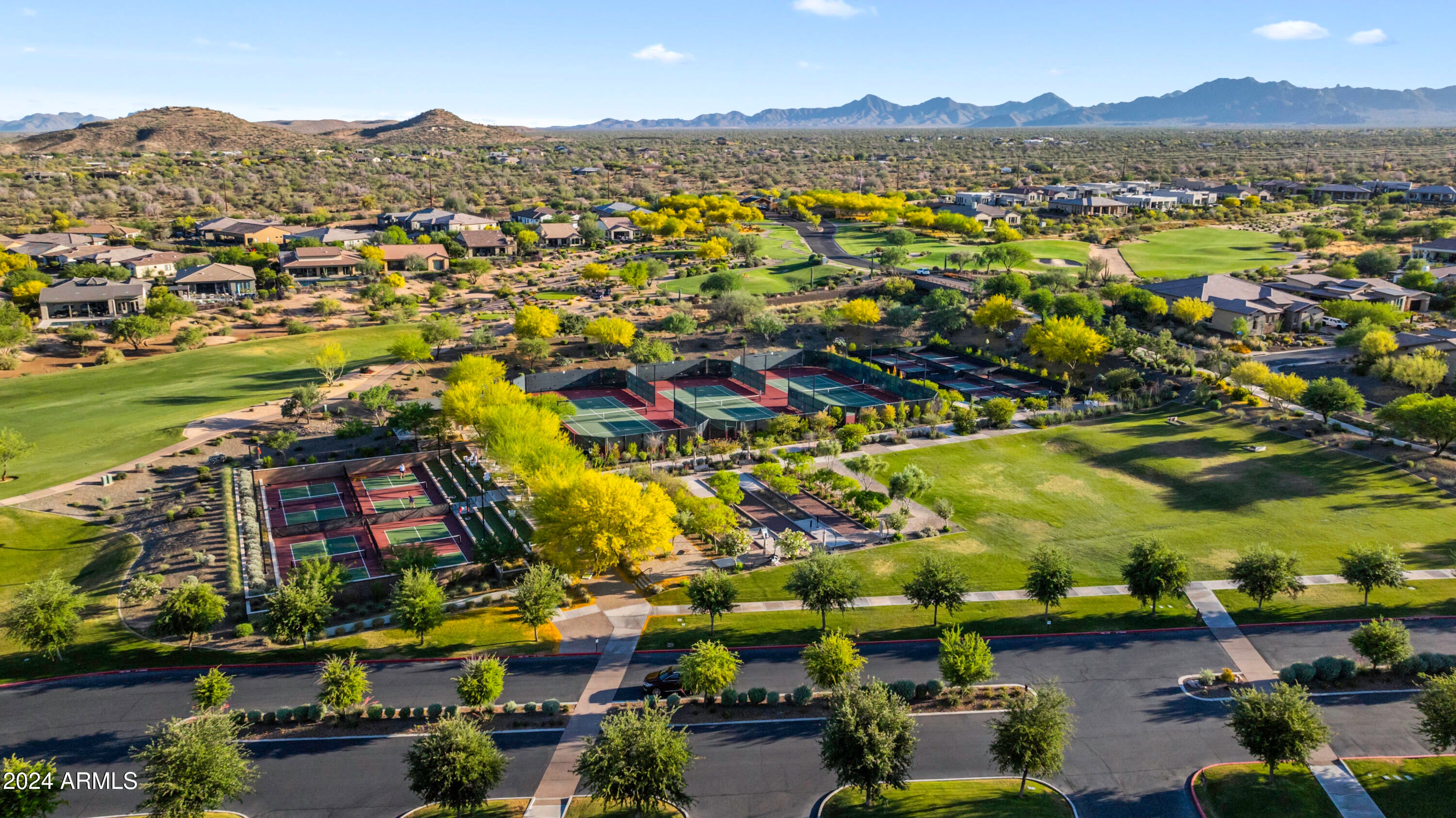 Rio Verde, Arizona, 85263, United States, 3 Bedrooms Bedrooms, ,4 BathroomsBathrooms,Residential,Active,1988453