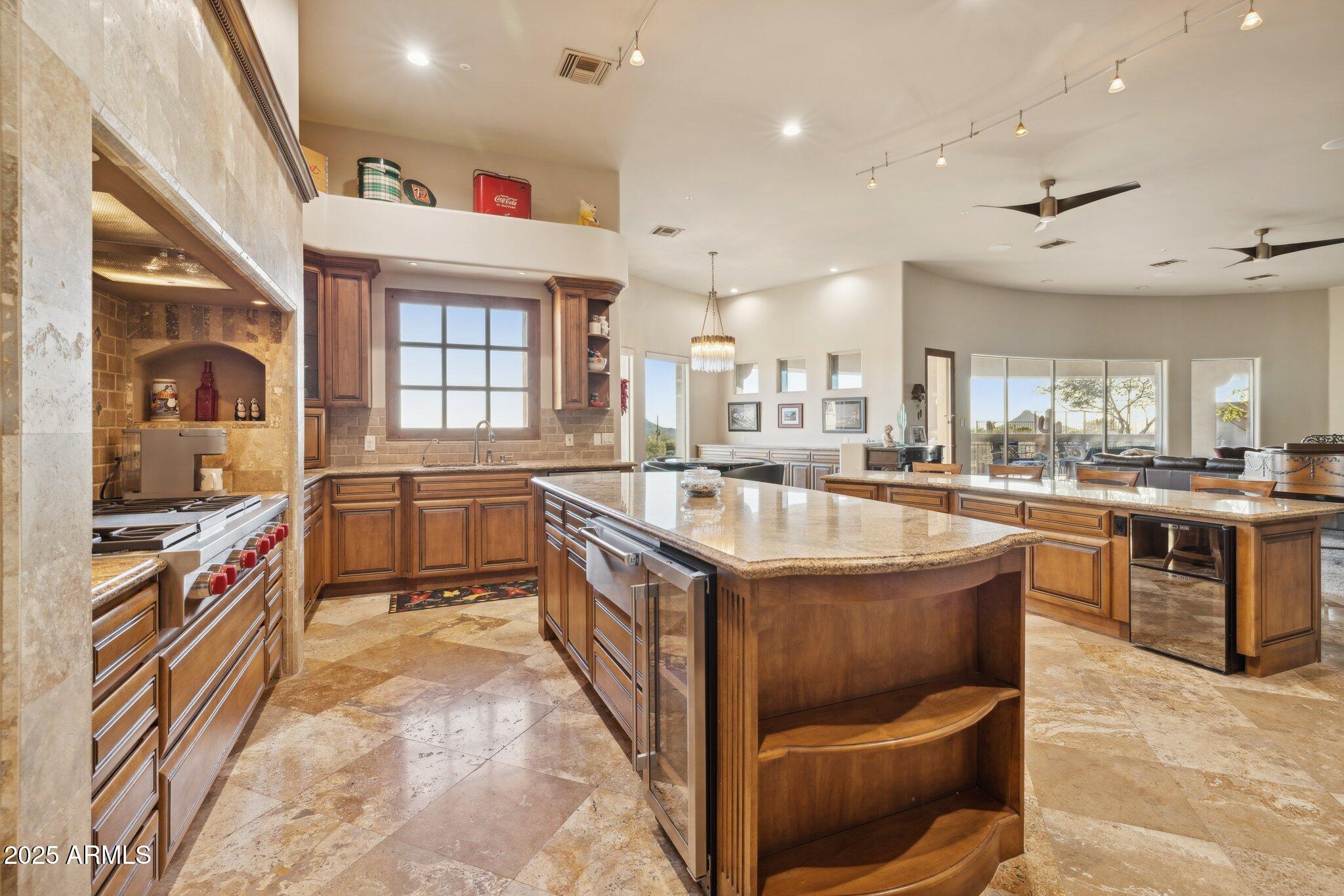 Fountain Hills, Arizona, 85268, United States, 4 Bedrooms Bedrooms, ,5 BathroomsBathrooms,Residential,Active,2003567