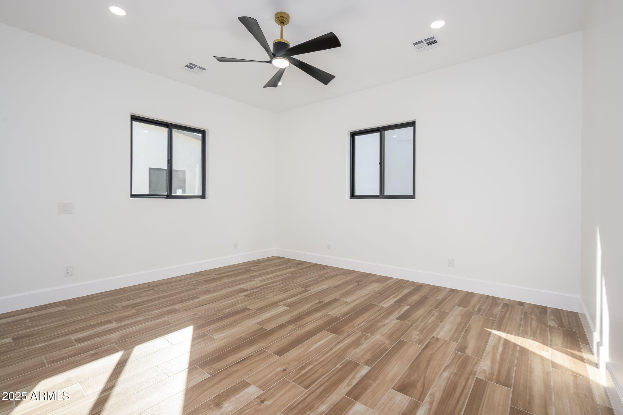 Mesa, Arizona, 85215, United States, 5 Bedrooms Bedrooms, ,6 BathroomsBathrooms,Residential,Active,2007302