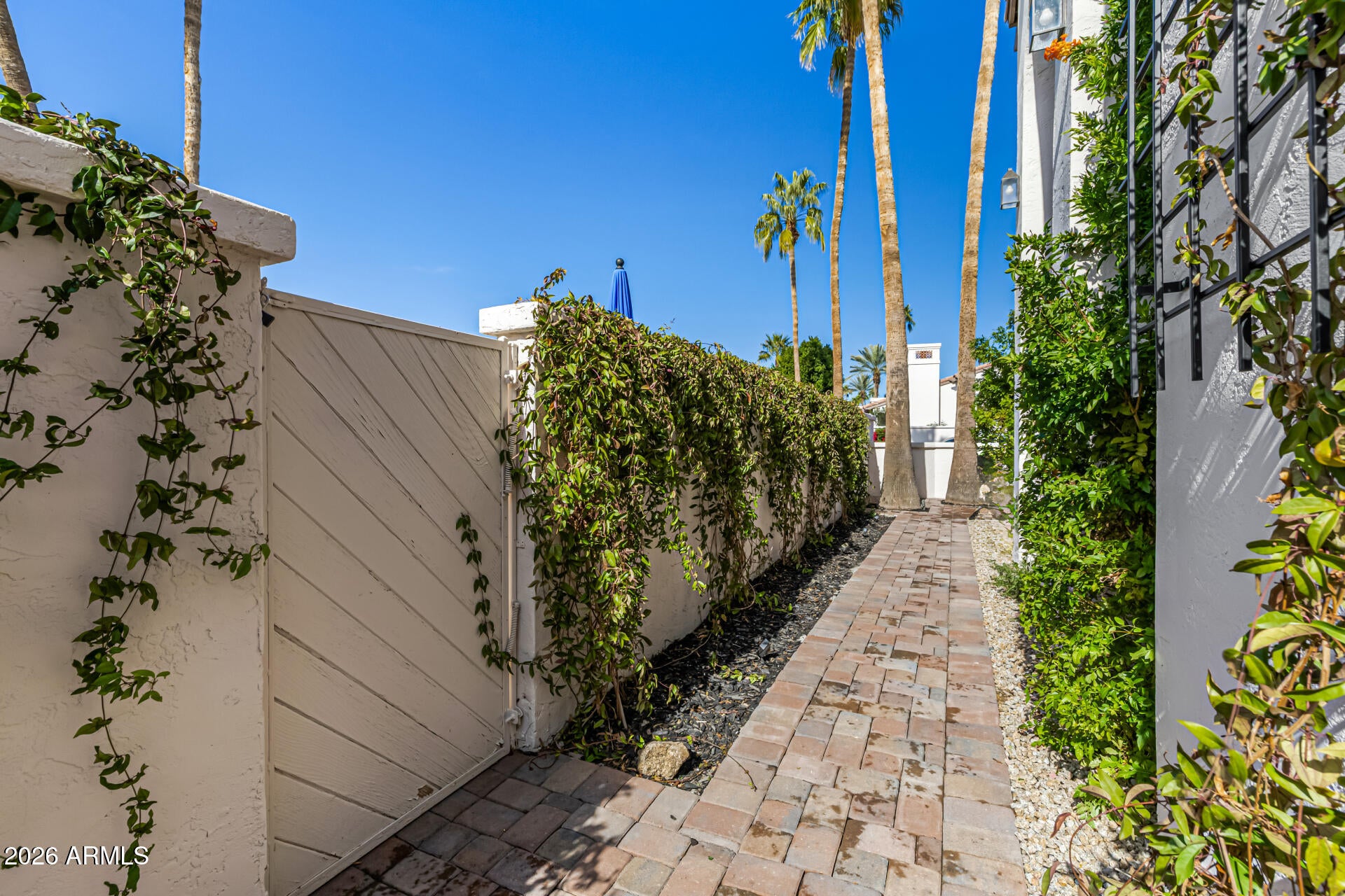 Scottsdale, Arizona, 85258, United States, 3 Bedrooms Bedrooms, ,3 BathroomsBathrooms,Residential,Active,2015441