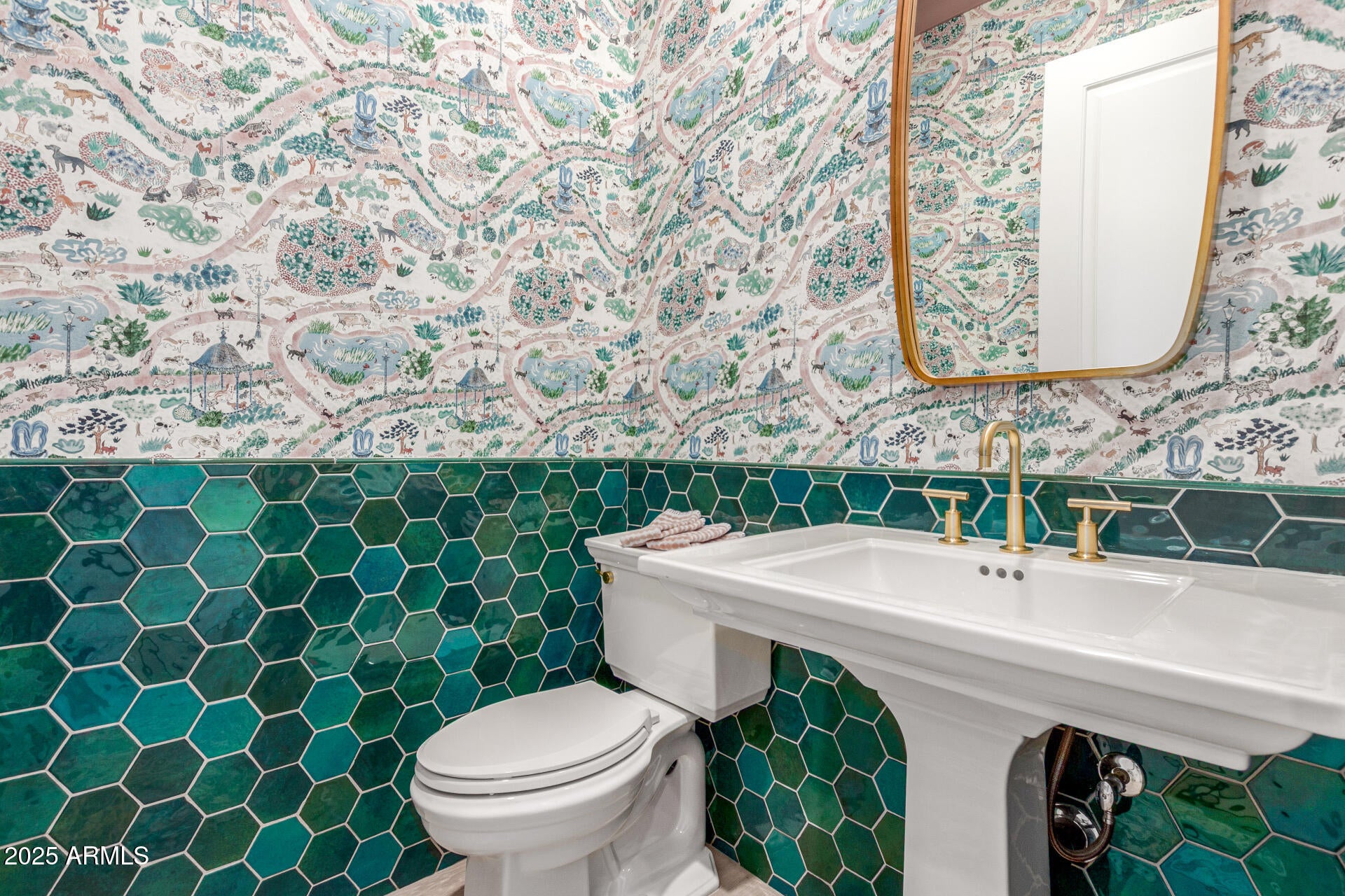 Surprise, Arizona, 85388, United States, 3 Bedrooms Bedrooms, ,4 BathroomsBathrooms,Residential,Active,1988484