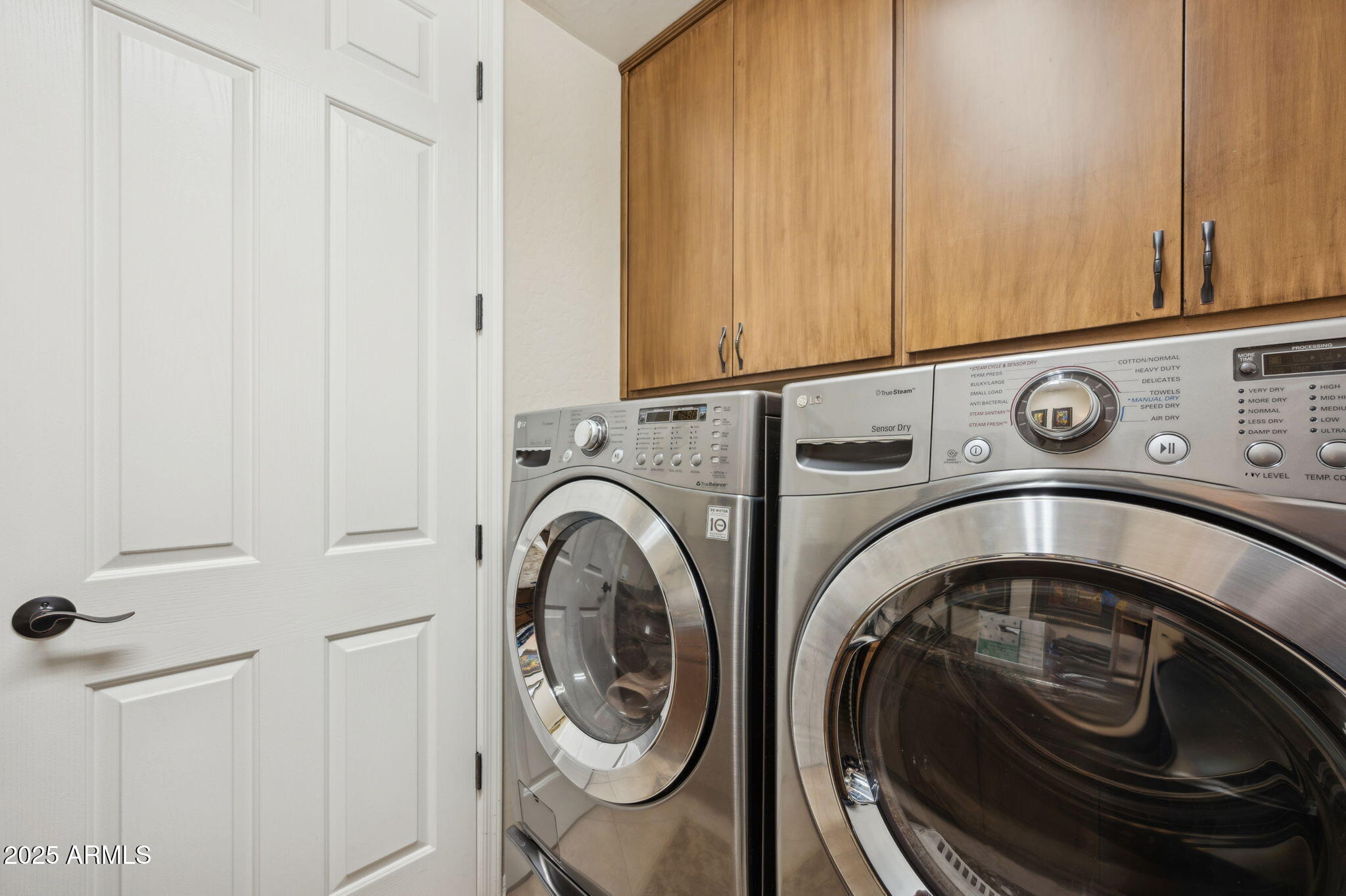 Scottsdale, Arizona, 85255, United States, 3 Bedrooms Bedrooms, ,4 BathroomsBathrooms,Residential,Contingent,2006977