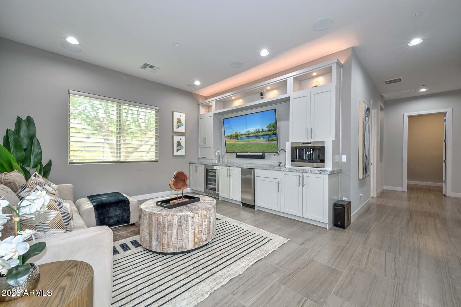 Peoria, Arizona, 85383, United States, 3 Bedrooms Bedrooms, ,4 BathroomsBathrooms,Residential,Active,2012494