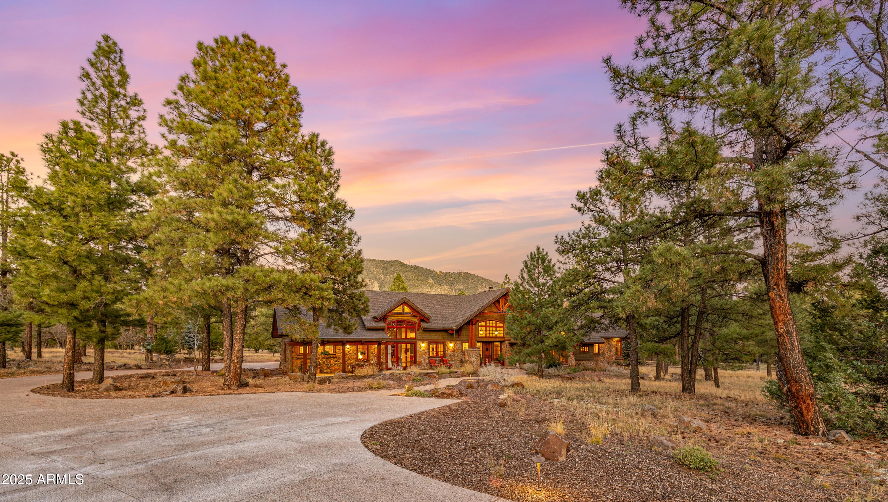 Flagstaff, Arizona, 86001, United States, 4 Bedrooms Bedrooms, ,4 BathroomsBathrooms,Residential,Active,2002671