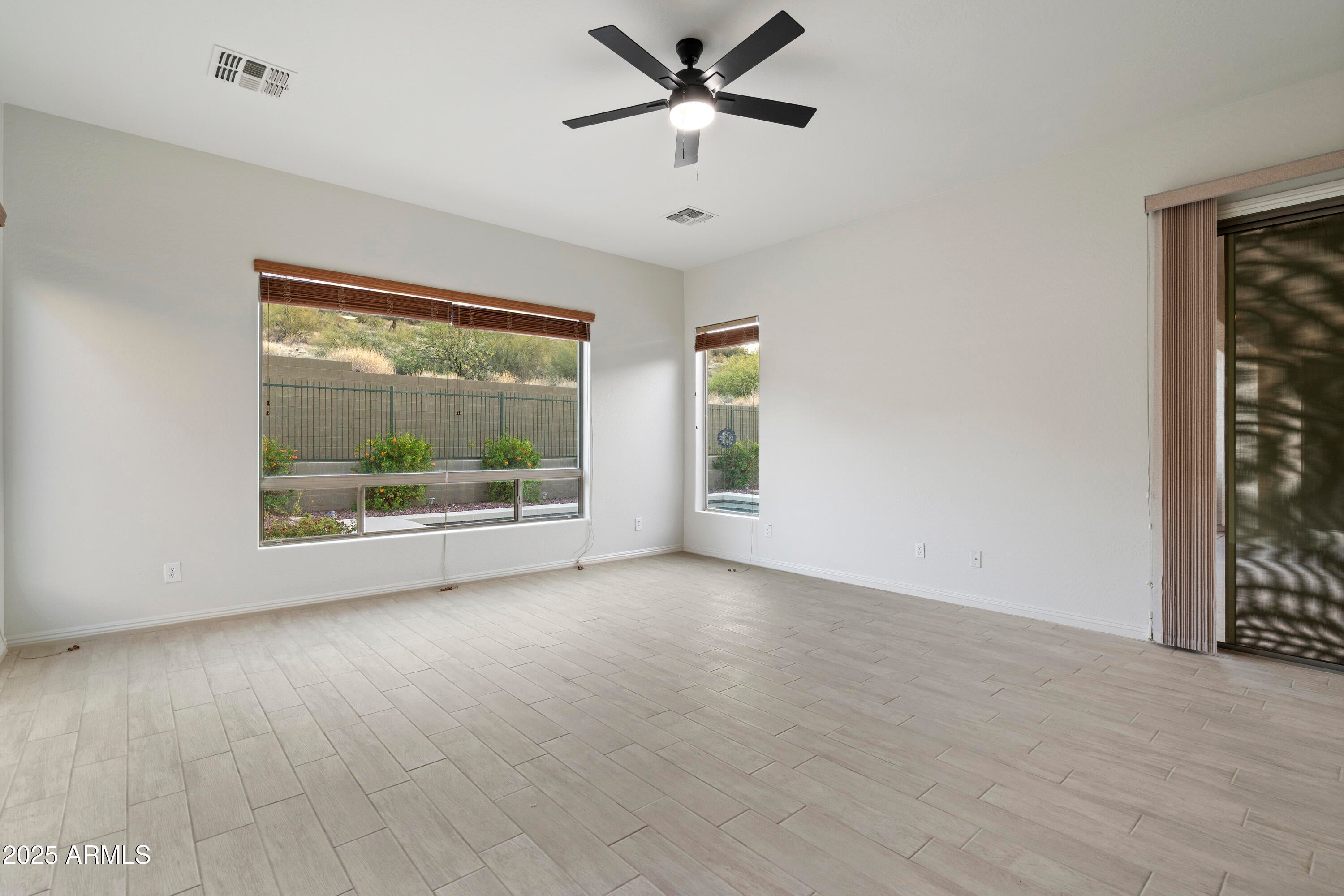 Anthem, Arizona, 85086, United States, 4 Bedrooms Bedrooms, ,3 BathroomsBathrooms,Residential,Active,1791405
