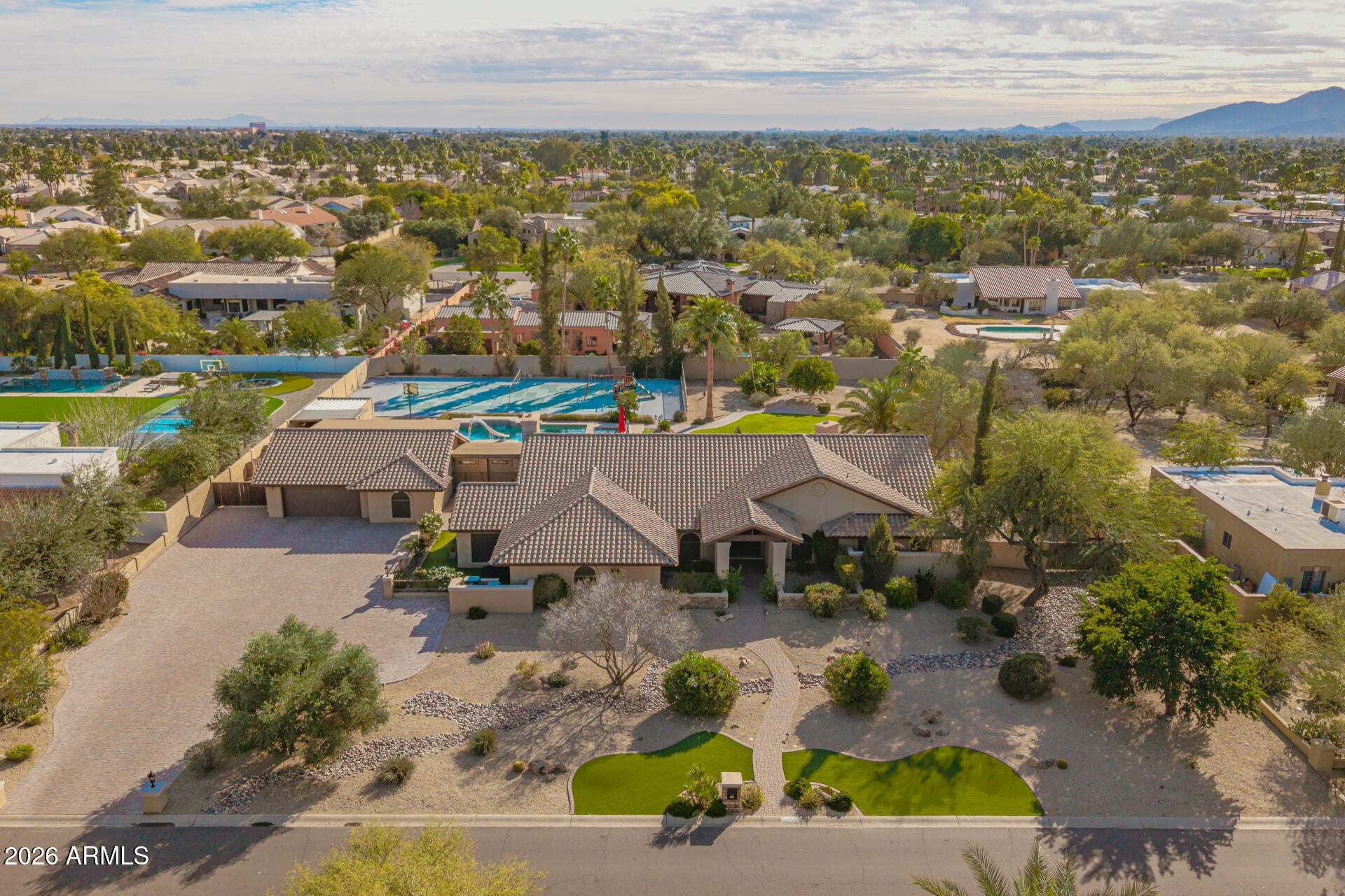 Scottsdale, Arizona, 85260, United States, 5 Bedrooms Bedrooms, ,4 BathroomsBathrooms,Residential,Active,2012664