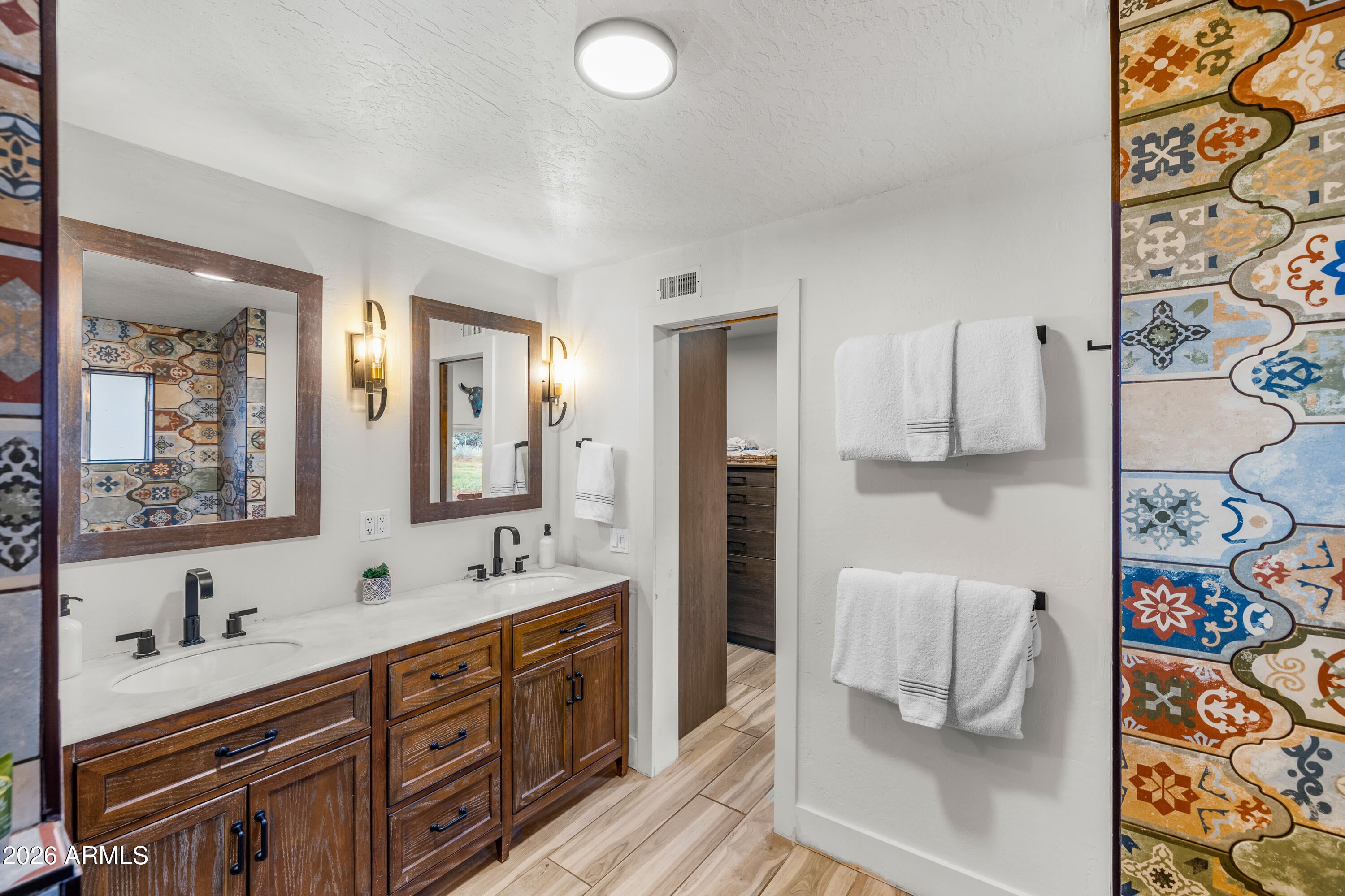 Sedona, Arizona, 86336, United States, 4 Bedrooms Bedrooms, ,5 BathroomsBathrooms,Residential,Active,2030993