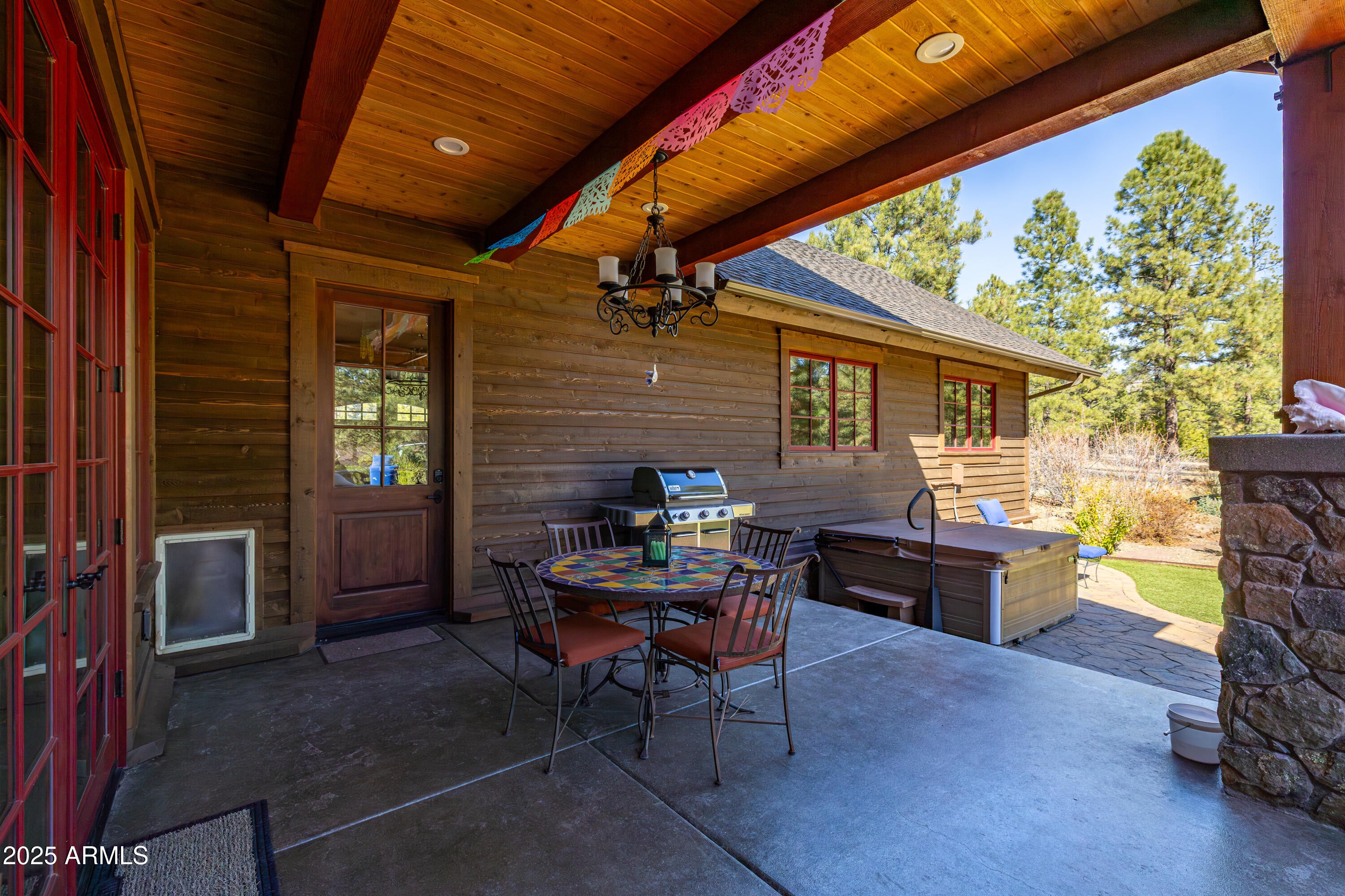 Flagstaff, Arizona, 86001, United States, 4 Bedrooms Bedrooms, ,4 BathroomsBathrooms,Residential,Active,2002671