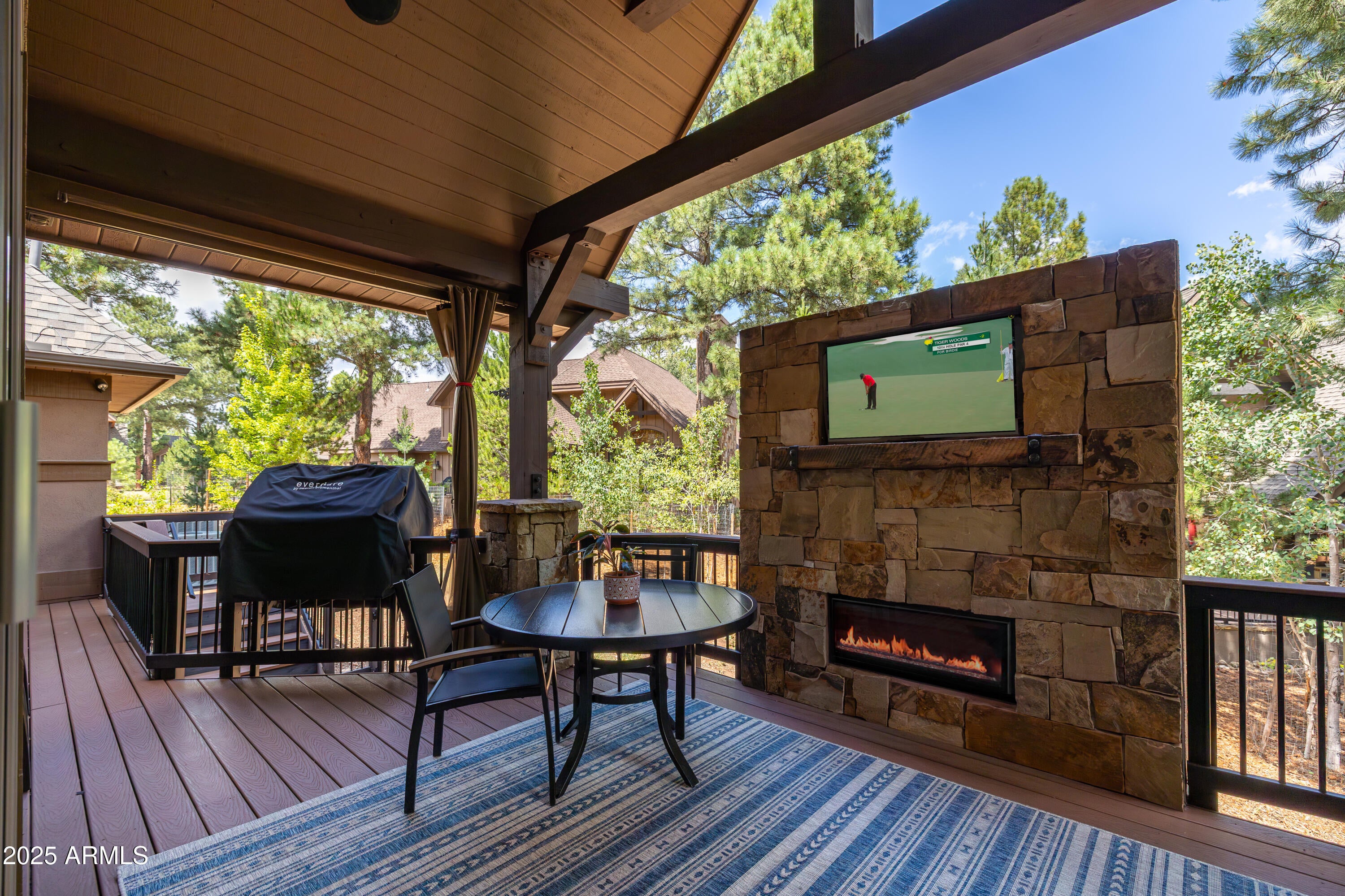 Flagstaff, Arizona, 86005, United States, 3 Bedrooms Bedrooms, ,3 BathroomsBathrooms,Residential,Active,1929679
