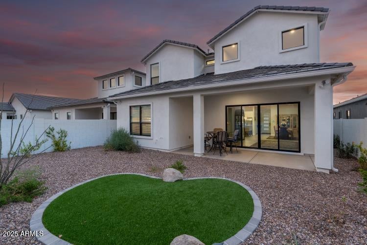 Scottsdale, Arizona, 85254, United States, 4 Bedrooms Bedrooms, ,3 BathroomsBathrooms,Residential,Active,1900172