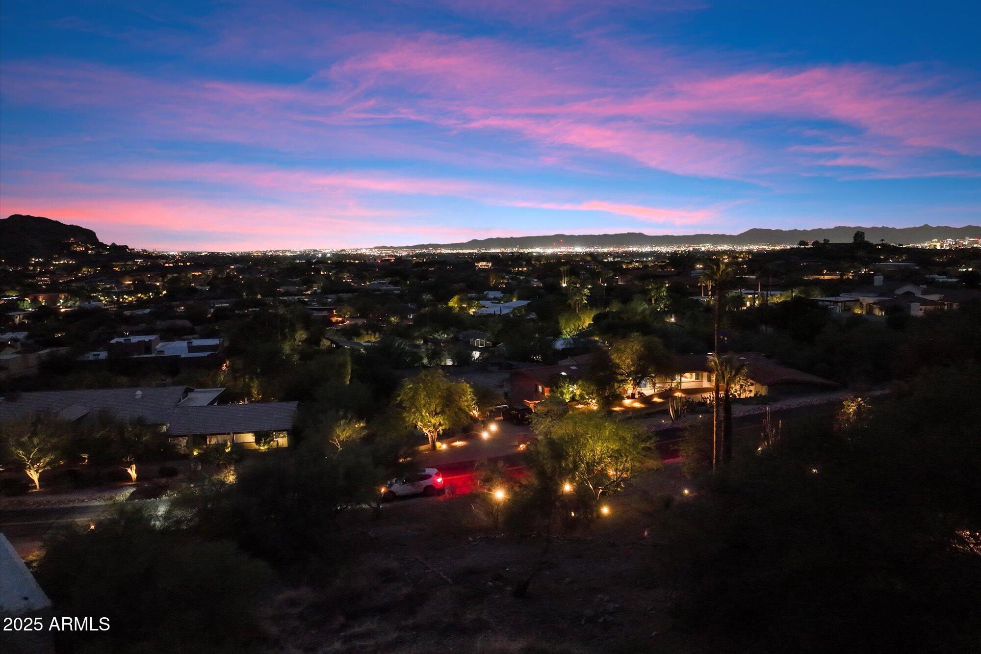 Paradise Valley, Arizona, 85253, United States, 6 Bedrooms Bedrooms, ,7 BathroomsBathrooms,Residential,Active,1946519