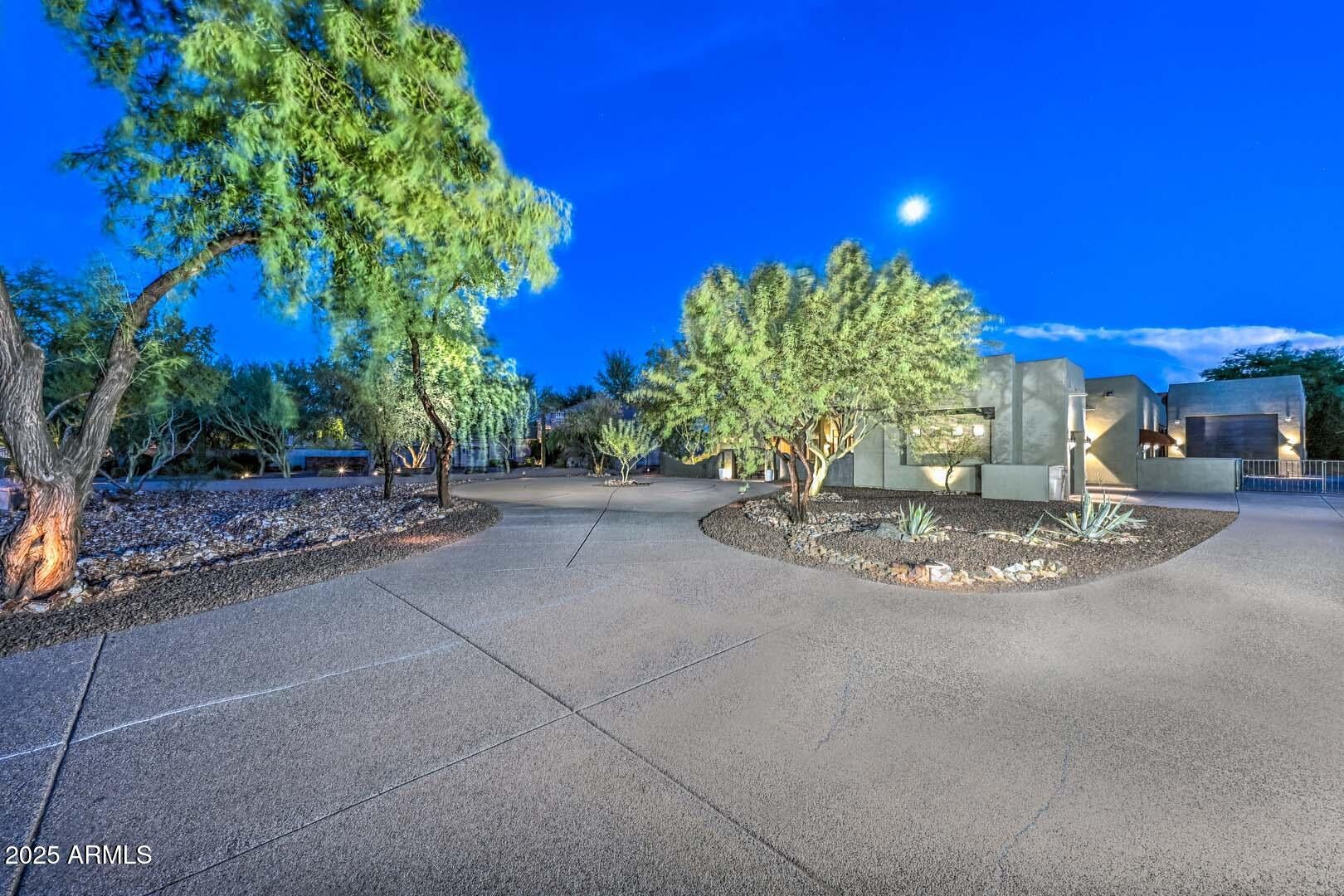 Peoria, Arizona, 85383, United States, 3 Bedrooms Bedrooms, ,4 BathroomsBathrooms,Residential,Active,1943830