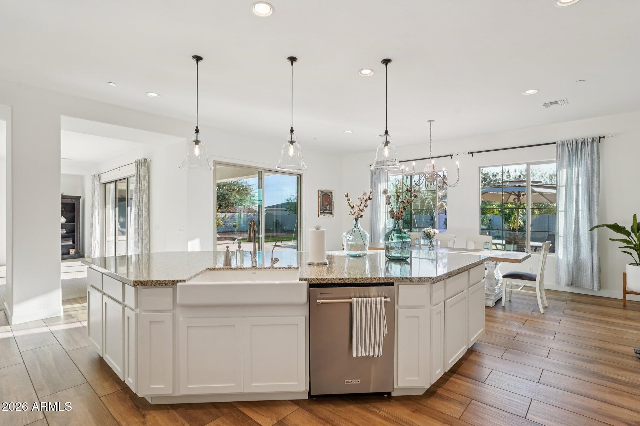 Peoria, Arizona, 85383, United States, 4 Bedrooms Bedrooms, ,4 BathroomsBathrooms,Residential,Active,2012902