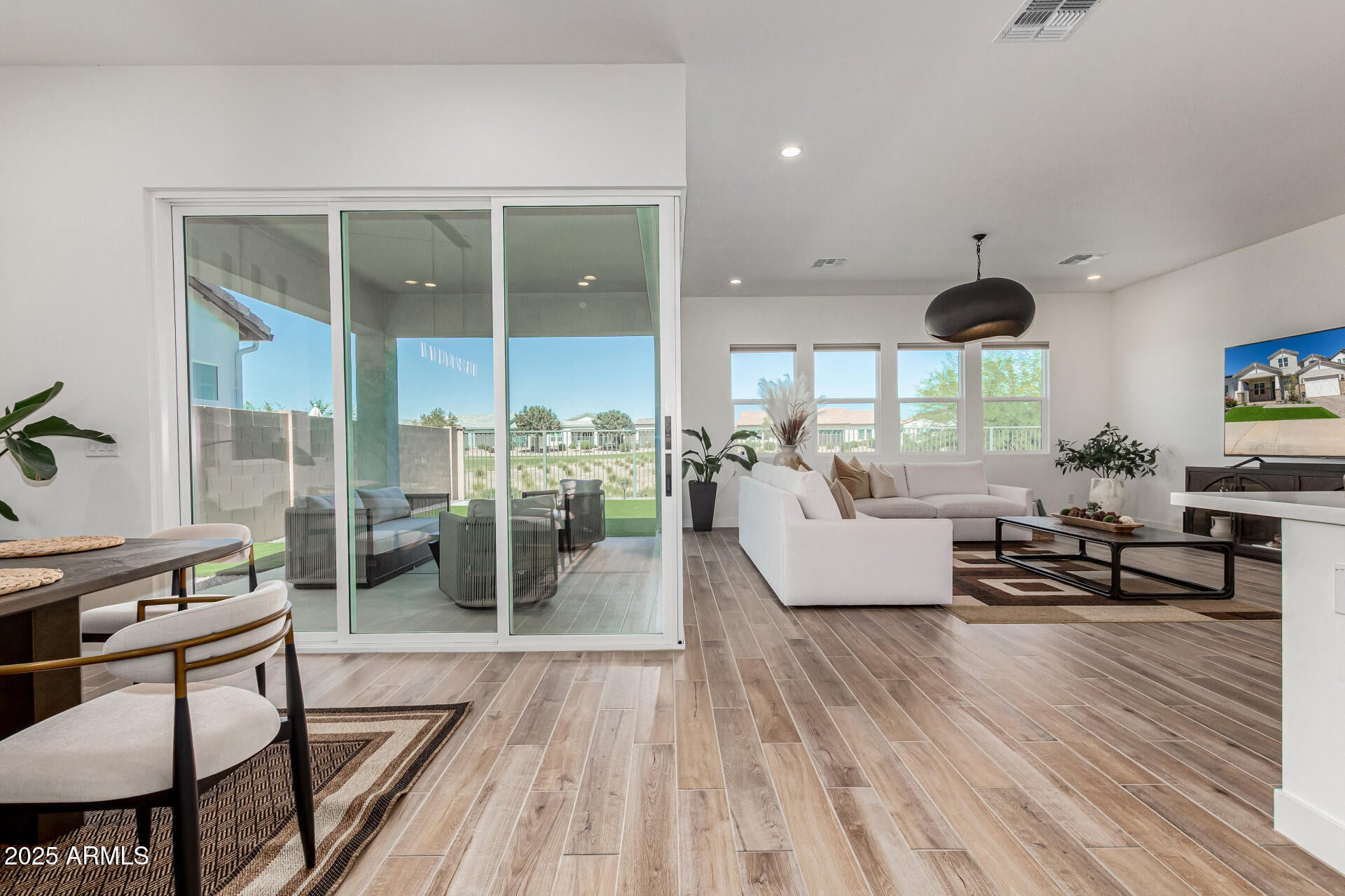 Surprise, Arizona, 85388, United States, 5 Bedrooms Bedrooms, ,5 BathroomsBathrooms,Residential,Active,1943788