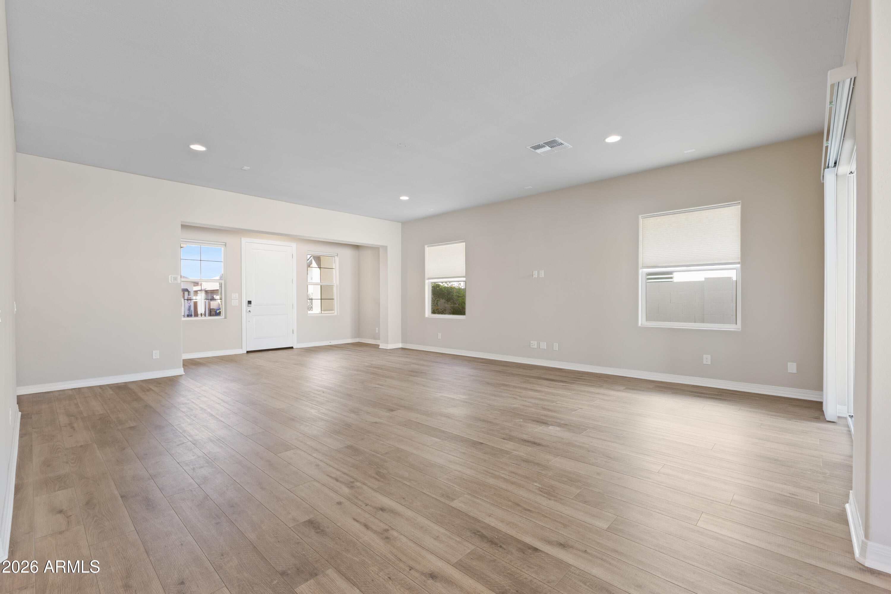 Cave Creek, Arizona, 85331, United States, 4 Bedrooms Bedrooms, ,4 BathroomsBathrooms,Residential,Active,2011415