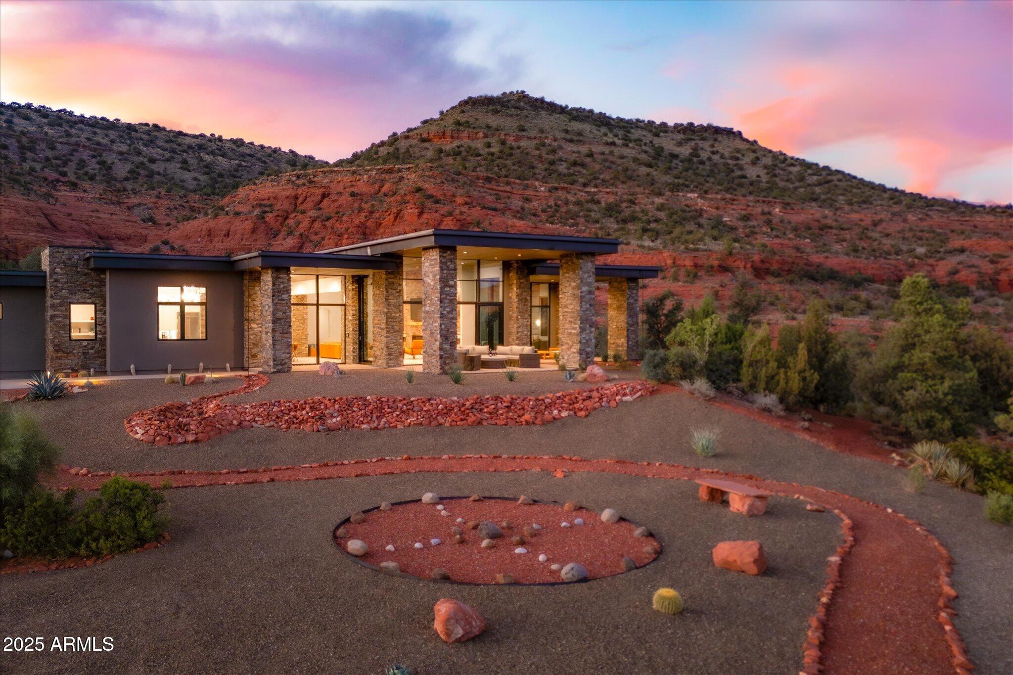 Sedona, Arizona, 86336, United States, 4 Bedrooms Bedrooms, ,4 BathroomsBathrooms,Residential,Active,1946435