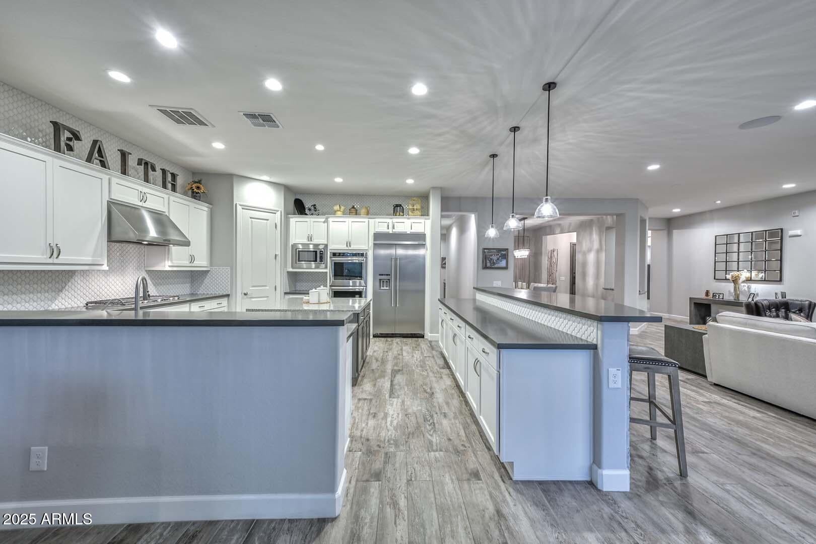 Cave Creek, Arizona, 85331, United States, 4 Bedrooms Bedrooms, ,4 BathroomsBathrooms,Residential,Active,1969643