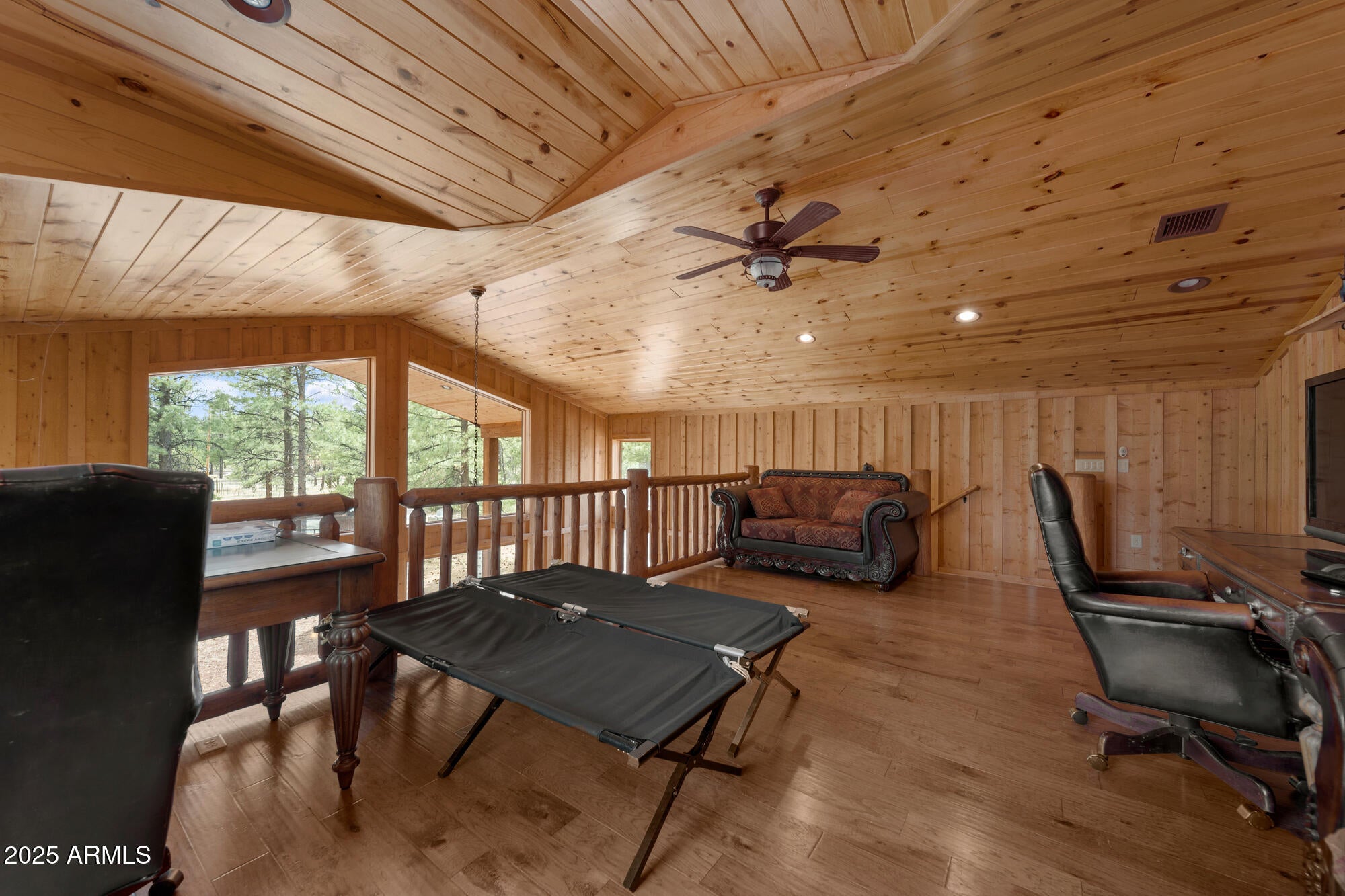 Lakeside, Arizona, 85929, United States, 8 Bedrooms Bedrooms, ,8 BathroomsBathrooms,Residential,Contingent,1996268