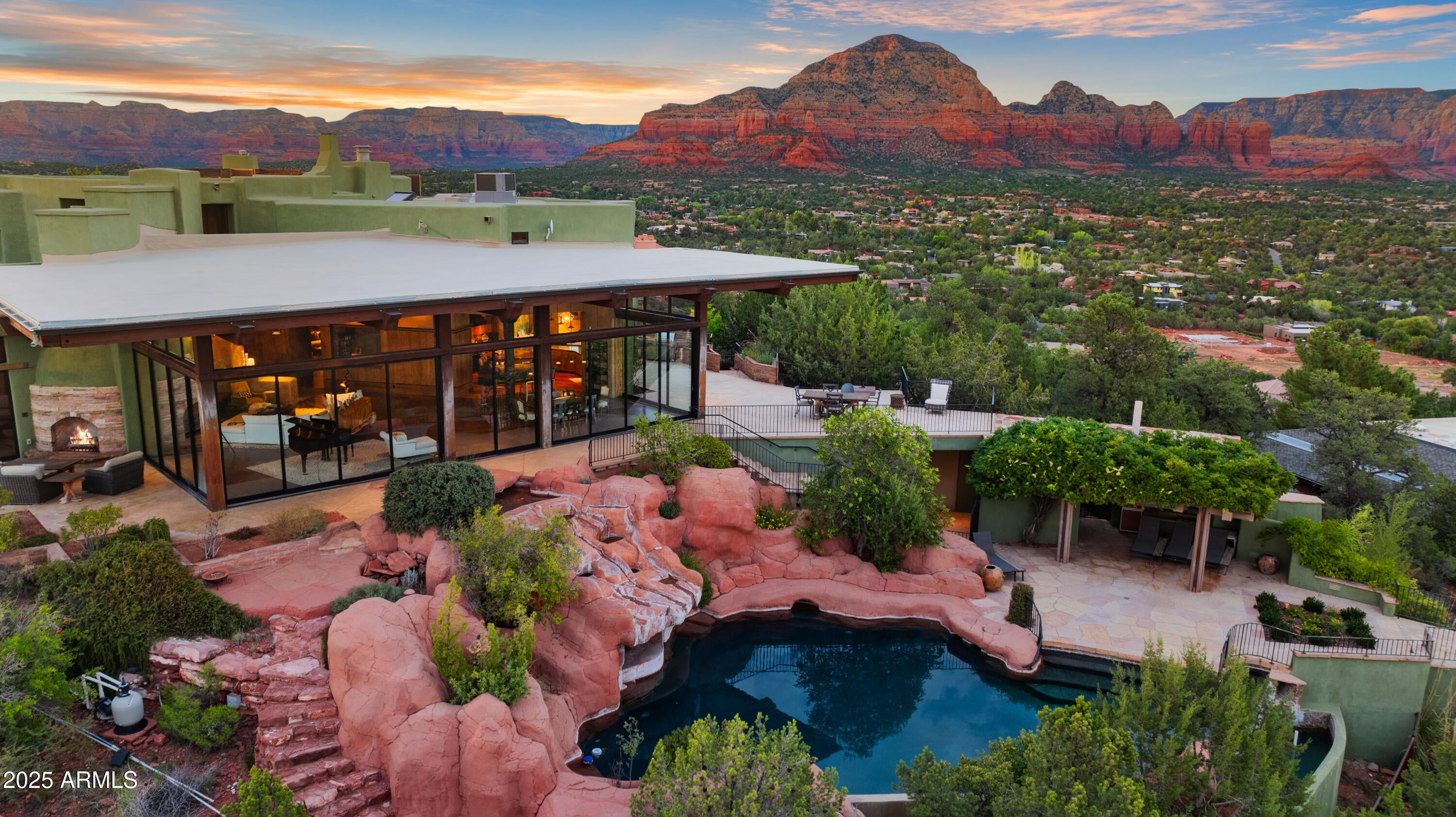 Sedona, Arizona, 86336, United States, 3 Bedrooms Bedrooms, ,6 BathroomsBathrooms,Residential,Active,1944279