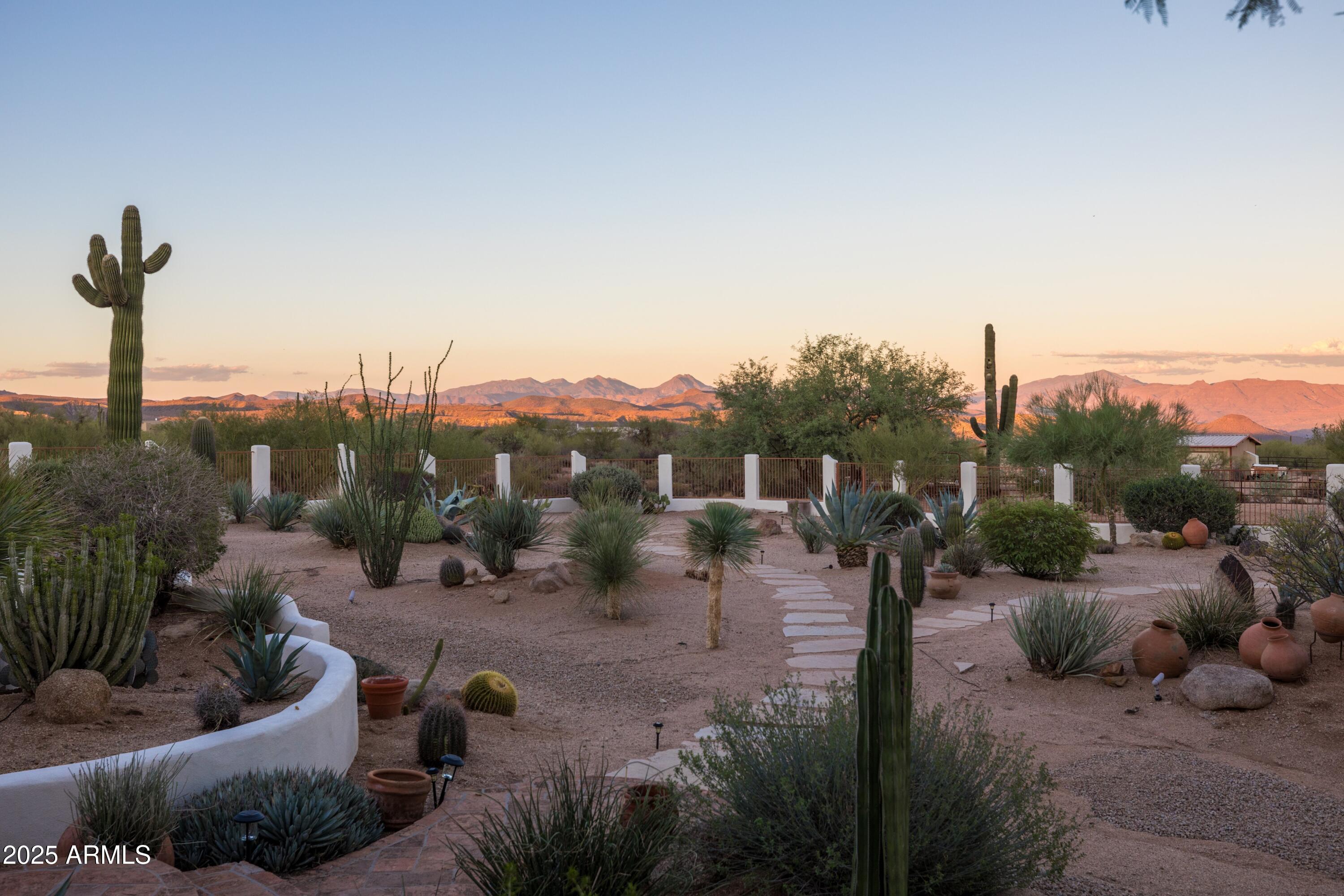 Scottsdale, Arizona, 85262, United States, 3 Bedrooms Bedrooms, ,3 BathroomsBathrooms,Residential,Active,1953013
