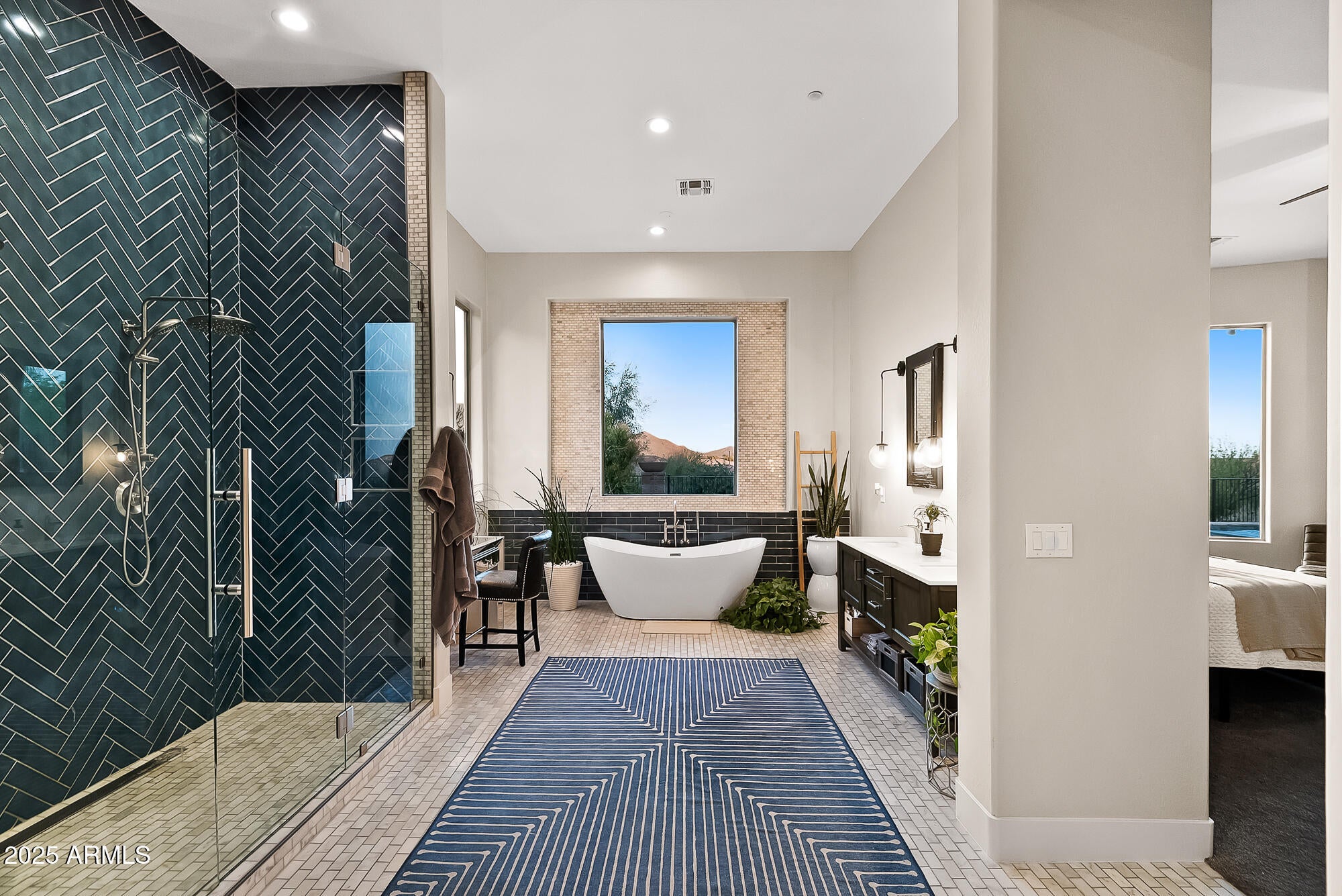 Anthem, Arizona, 85086, United States, 6 Bedrooms Bedrooms, ,5 BathroomsBathrooms,Residential,Active,1945242