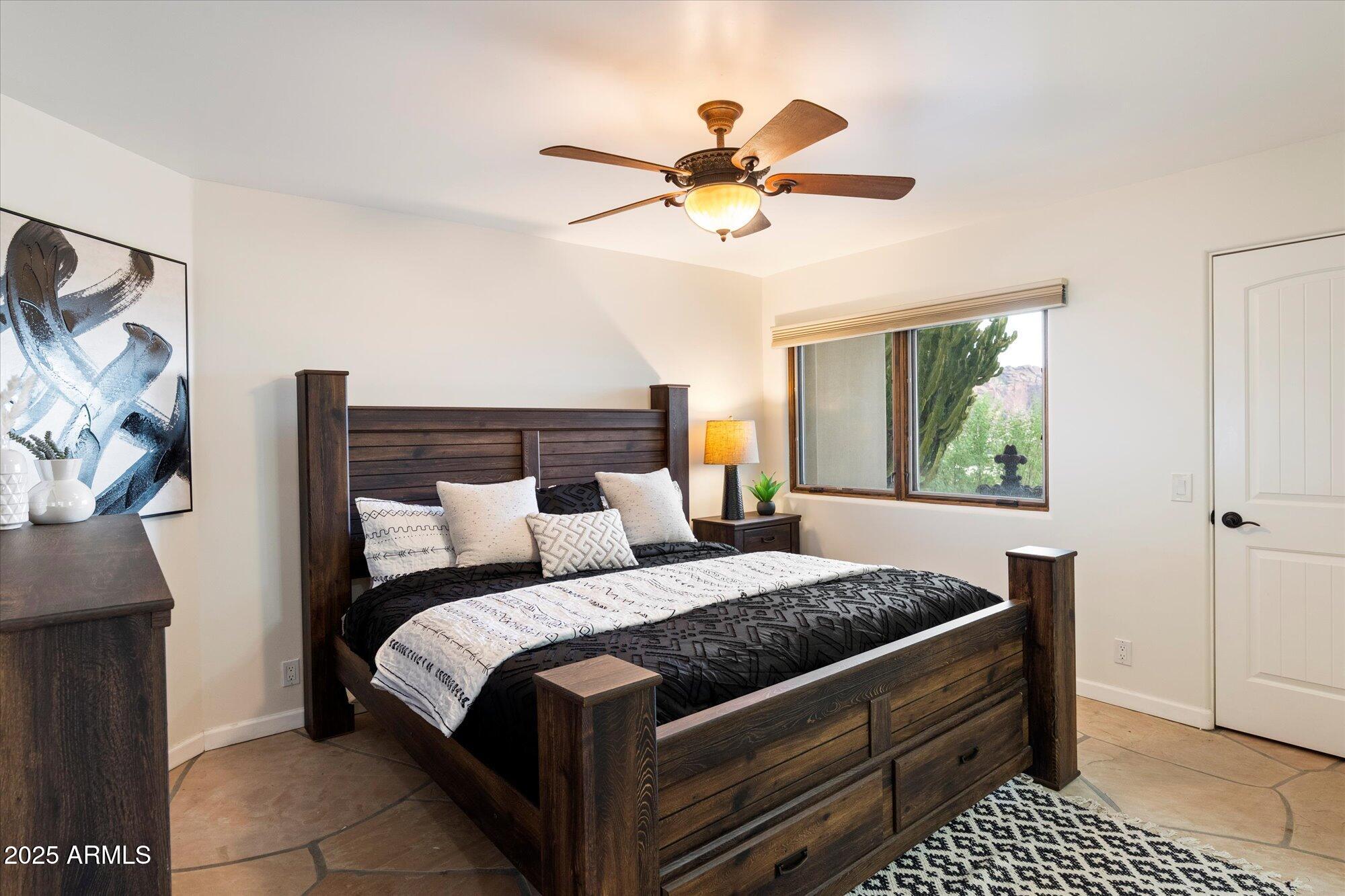 Paradise Valley, Arizona, 85253, United States, 6 Bedrooms Bedrooms, ,7 BathroomsBathrooms,Residential,Active,1946519