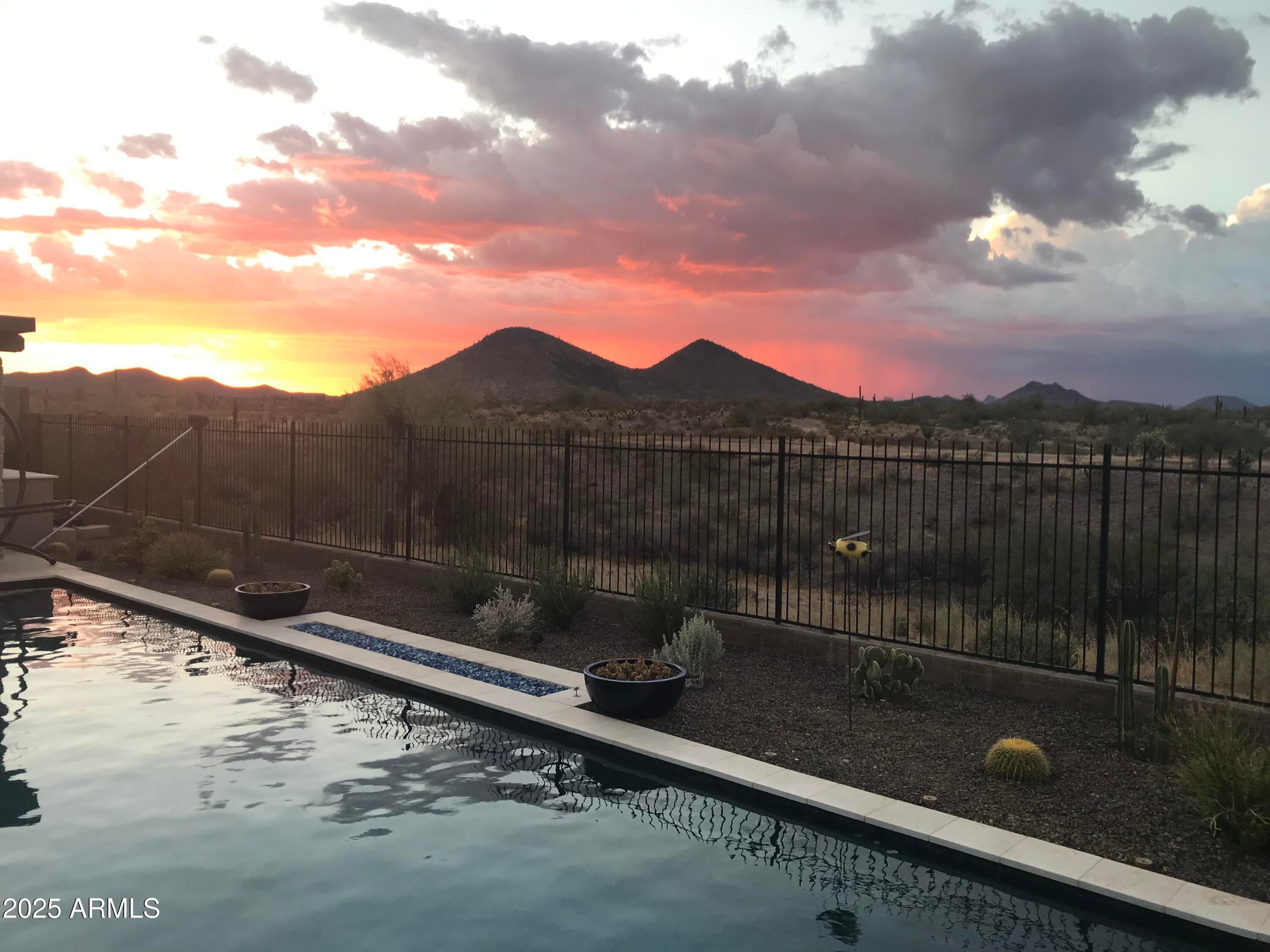 Peoria, Arizona, 85383, United States, 3 Bedrooms Bedrooms, ,4 BathroomsBathrooms,Residential,Active,2007344