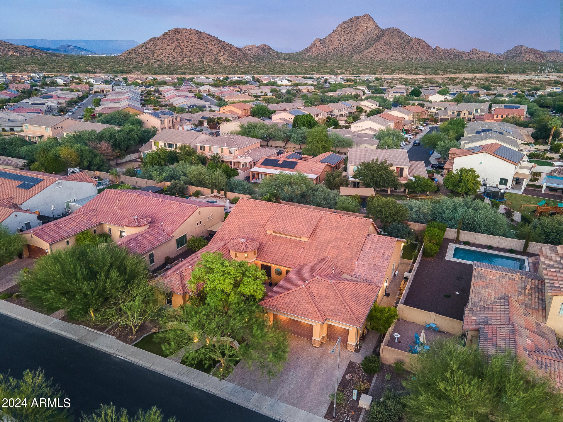 Peoria, Arizona, 85383, United States, 4 Bedrooms Bedrooms, ,4 BathroomsBathrooms,Residential,Active,2012939