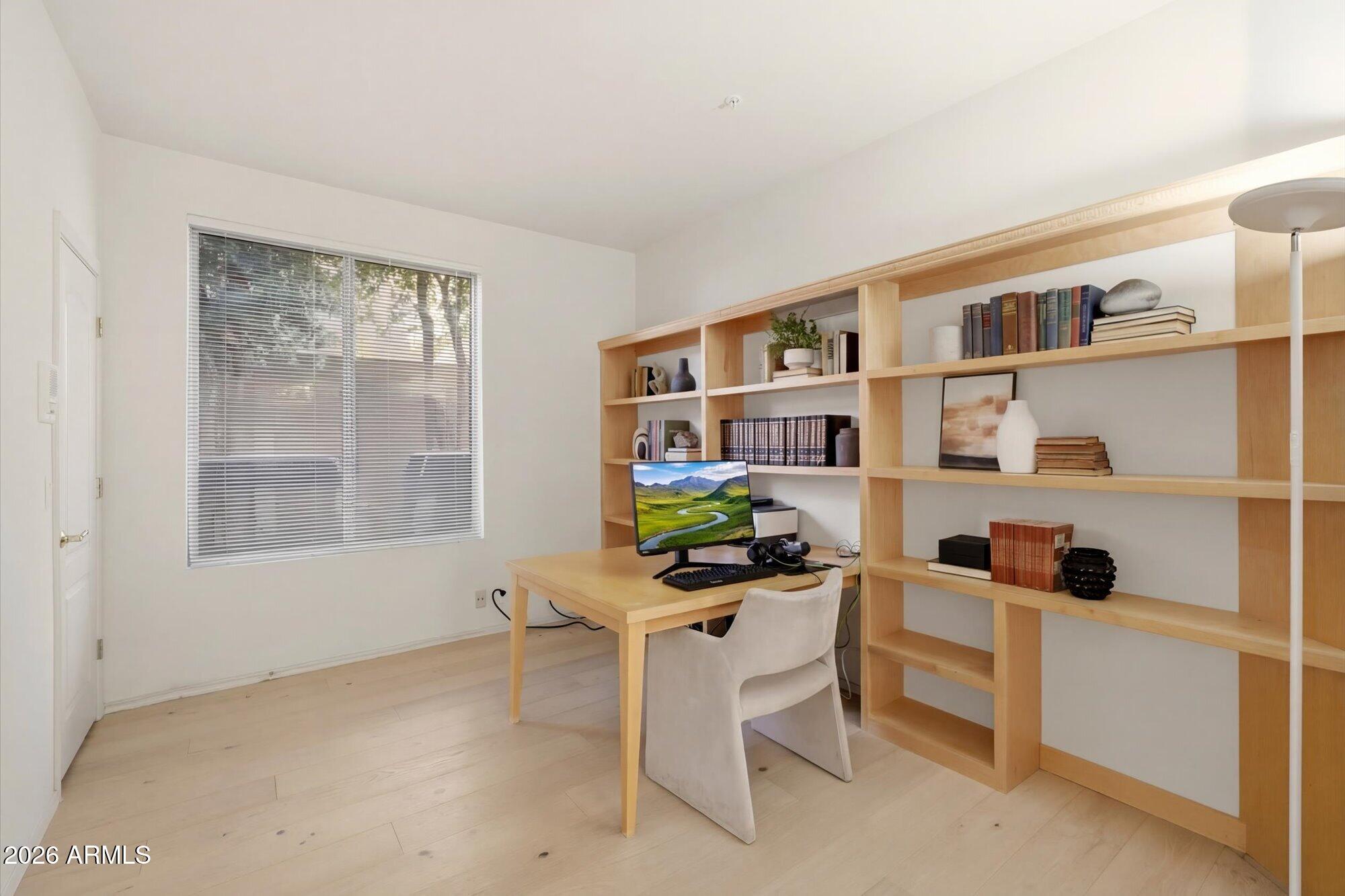 Scottsdale, Arizona, 85255, United States, 5 Bedrooms Bedrooms, ,3 BathroomsBathrooms,Residential,Contingent,2028545